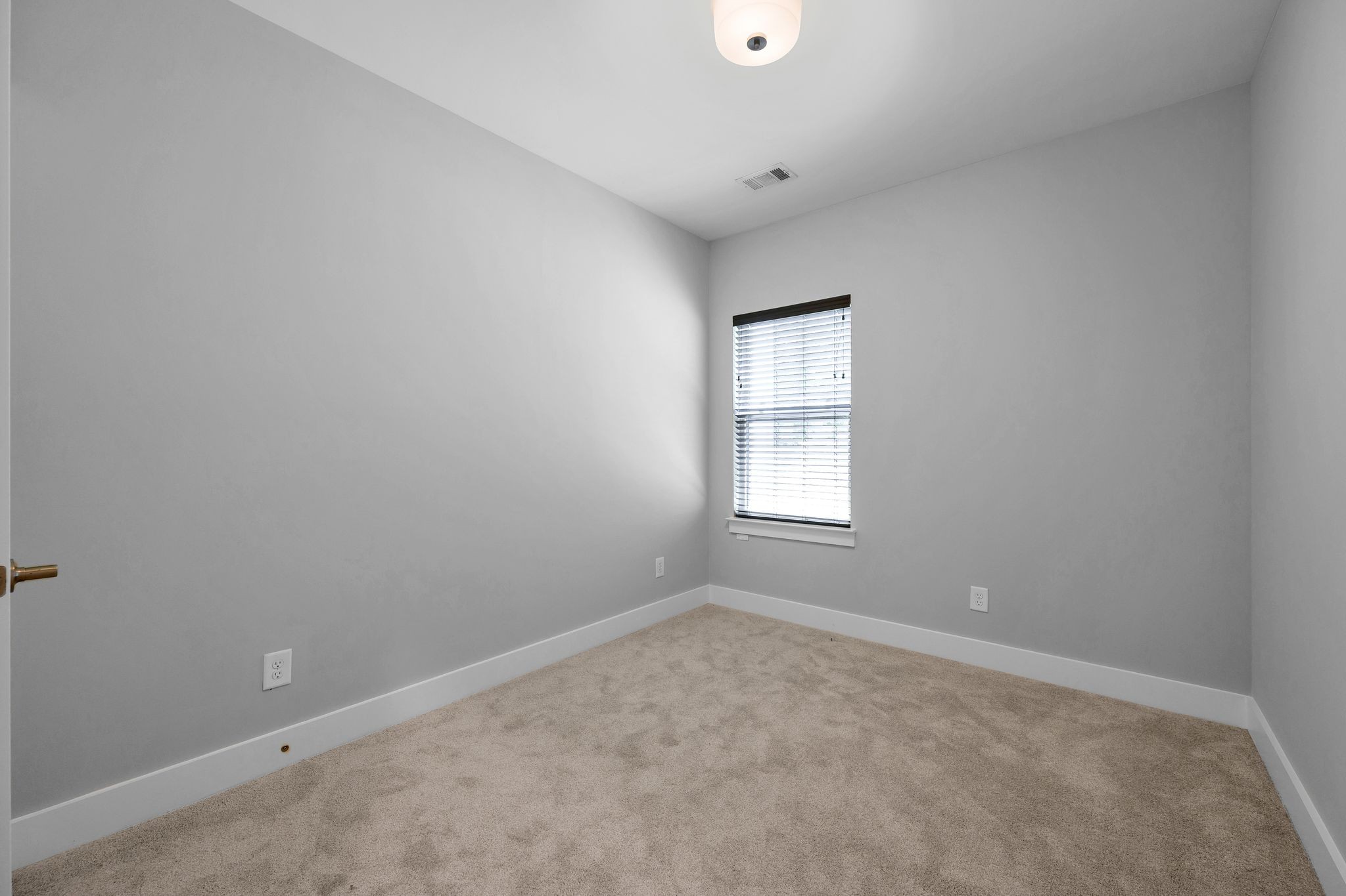 203 Stonecrest Cir
