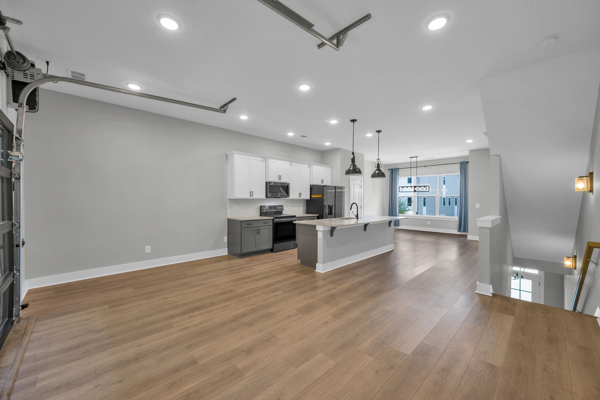 203 Stonecrest Cir