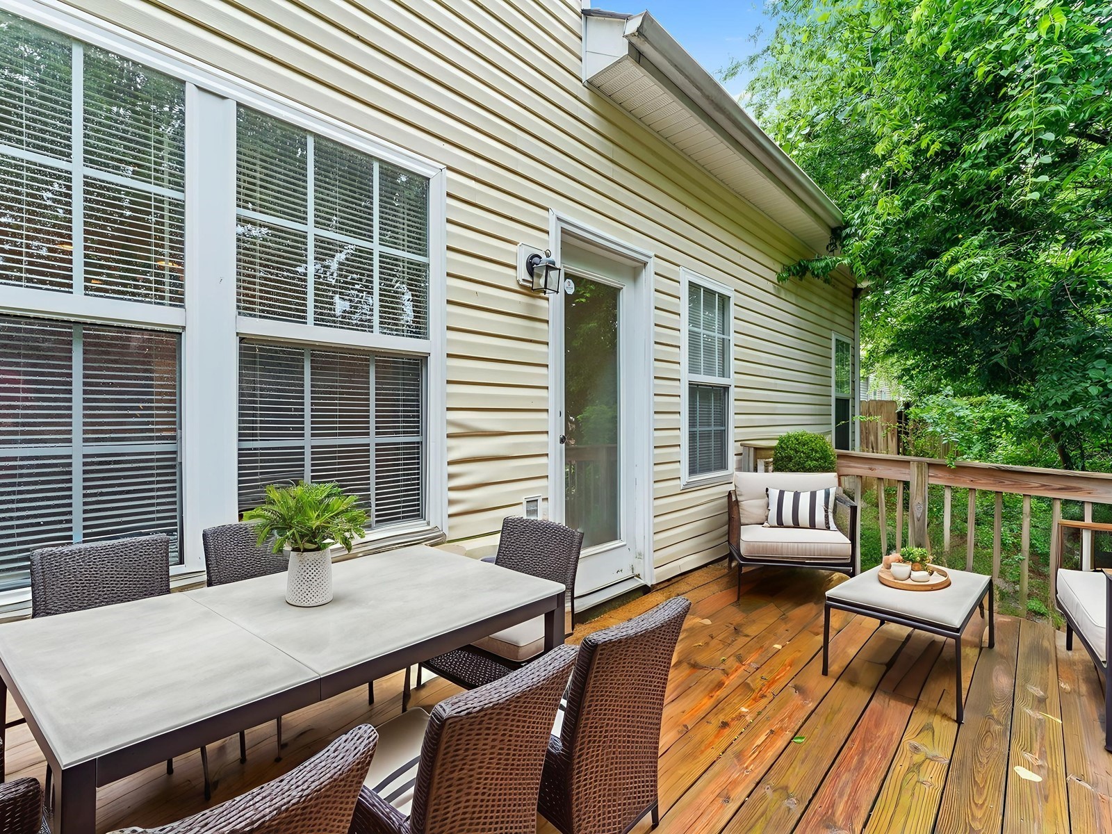 304 Indian Park Dr