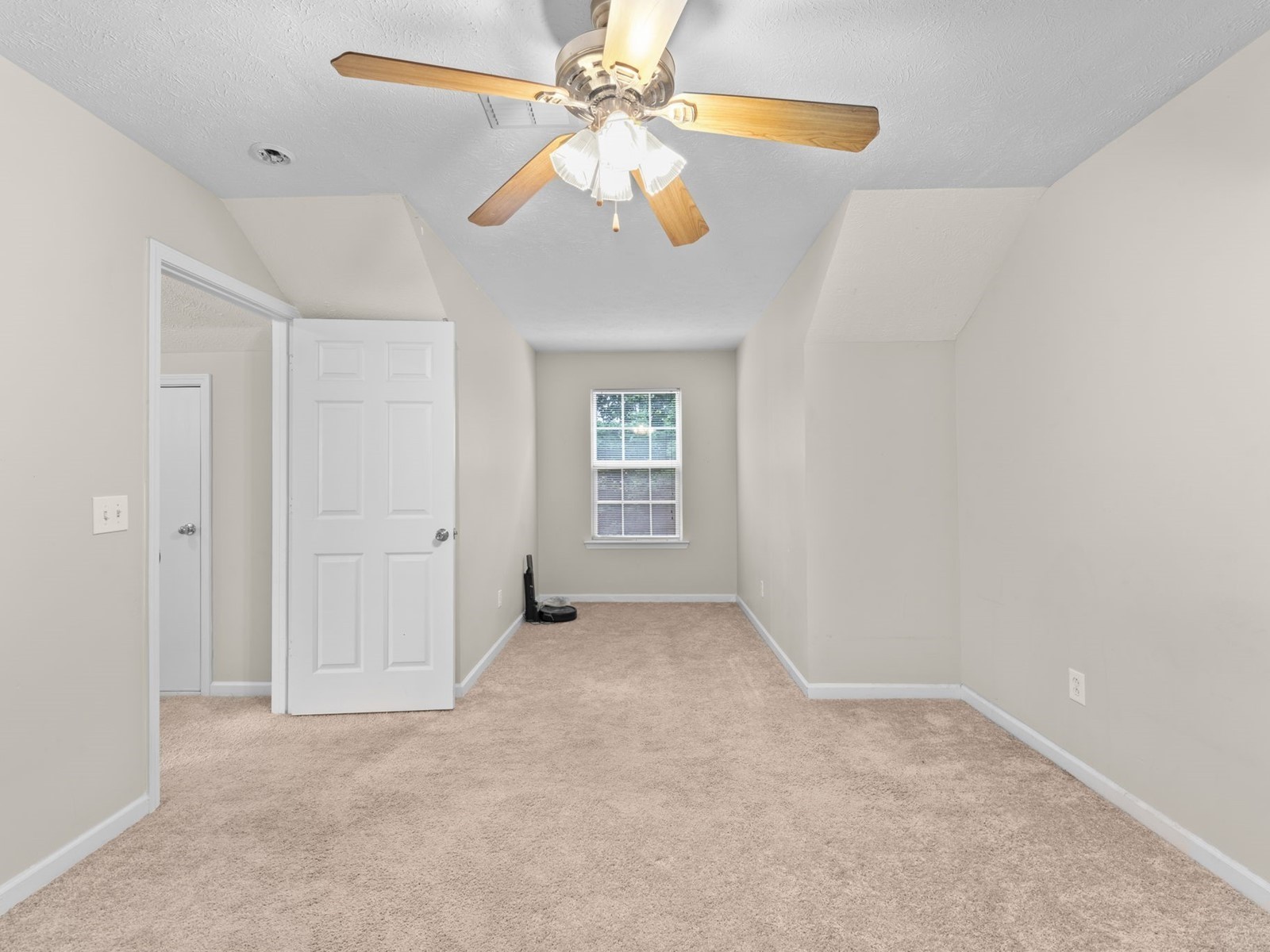 304 Indian Park Dr