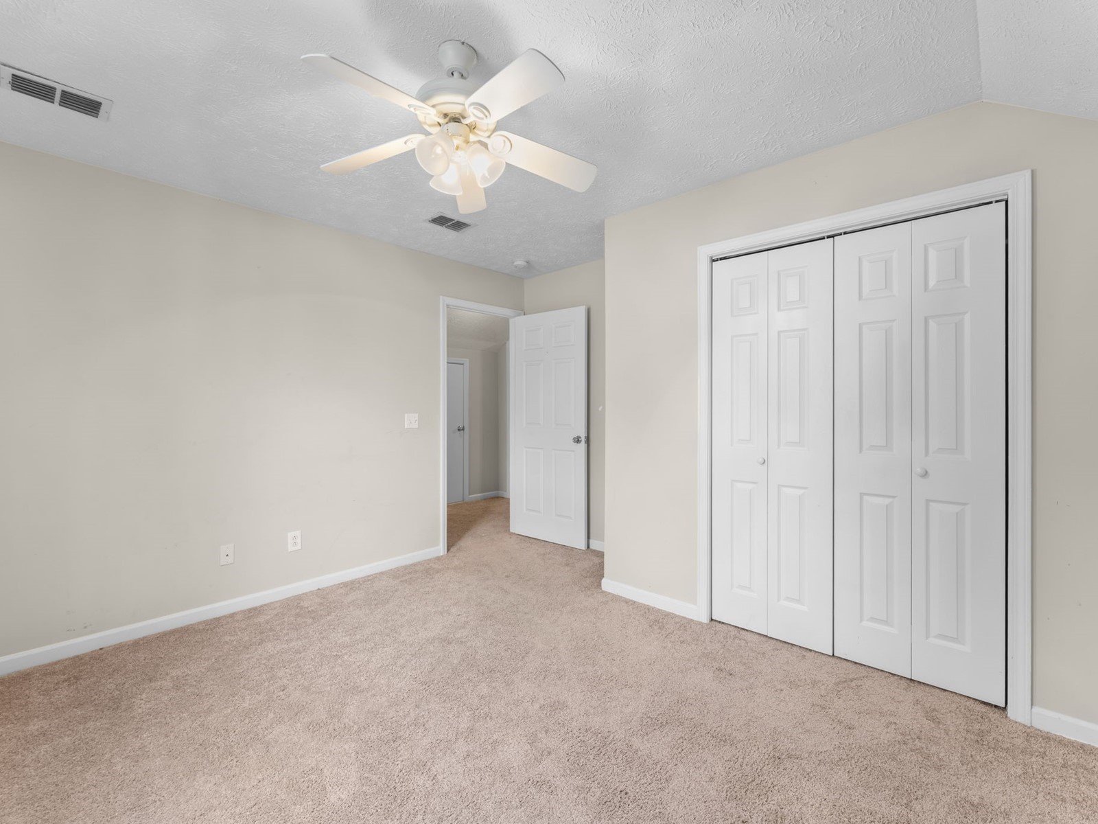 304 Indian Park Dr