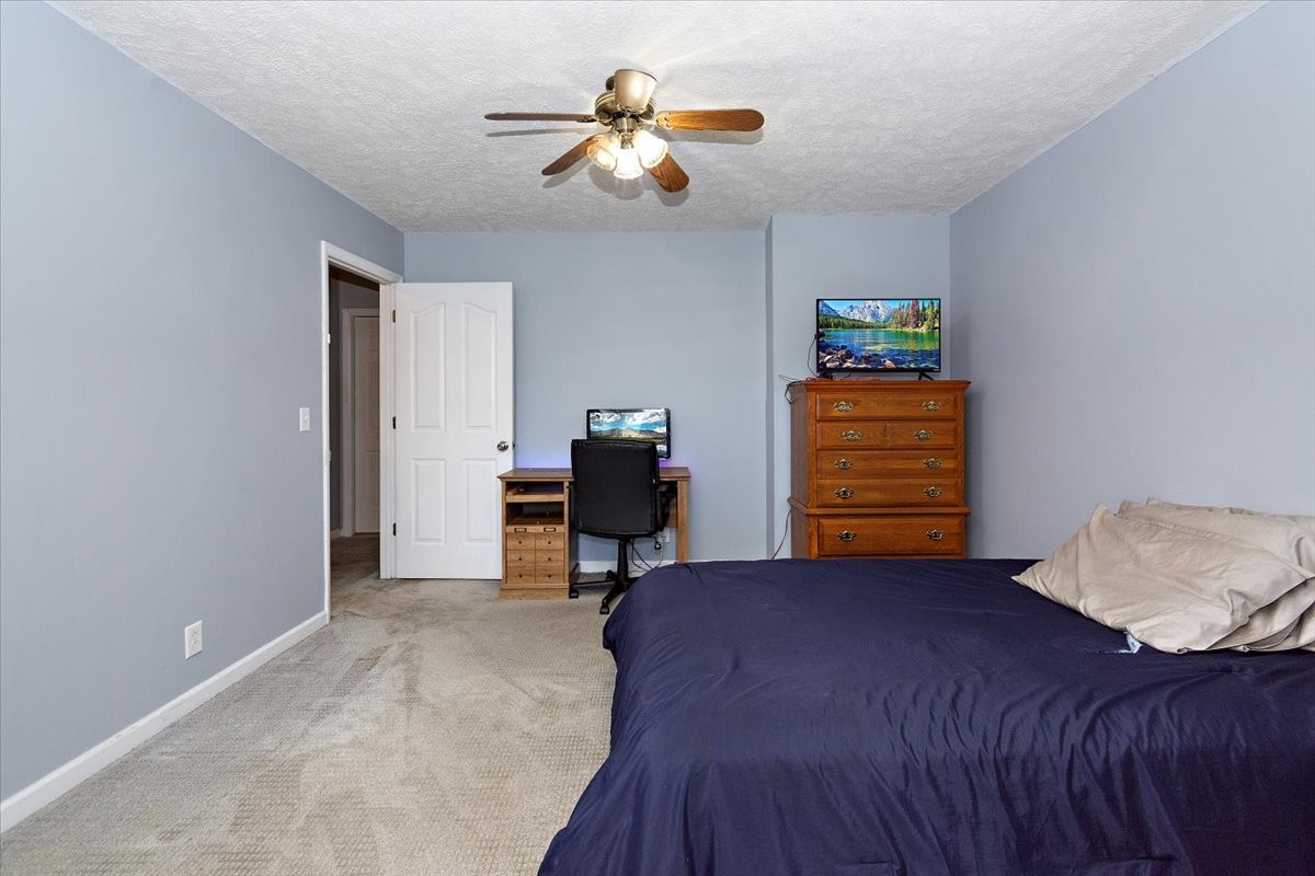 885 E Northfield Blvd