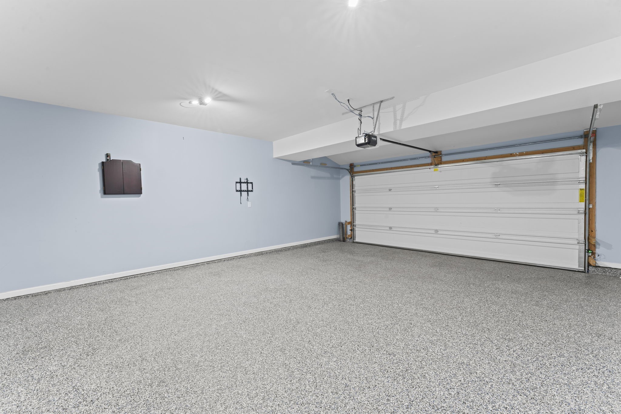 2207 Ambergate Dr
