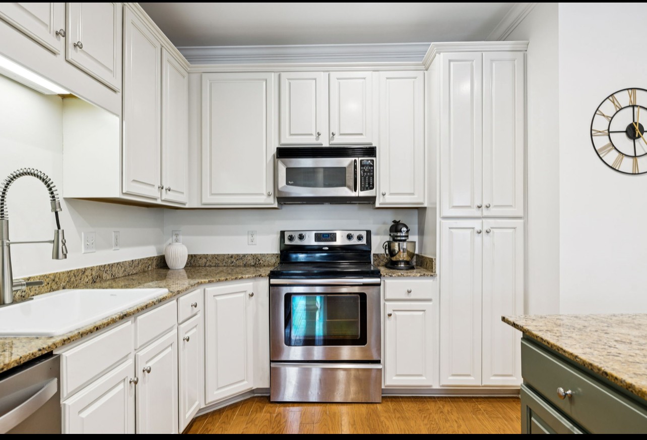 1815 Brentwood Pointe