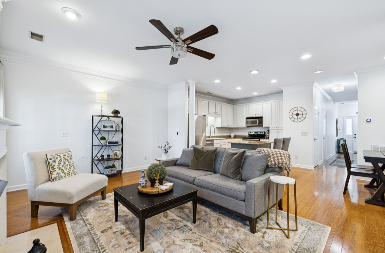 1815 Brentwood Pointe