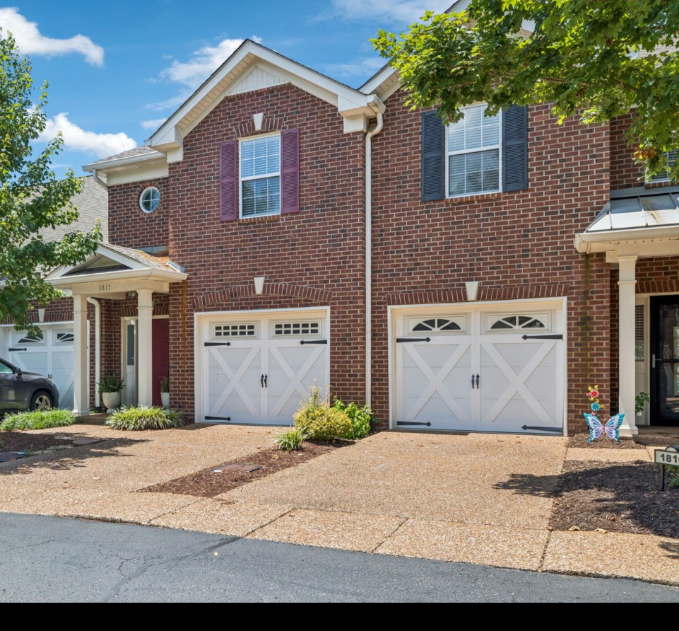 1815 Brentwood Pointe