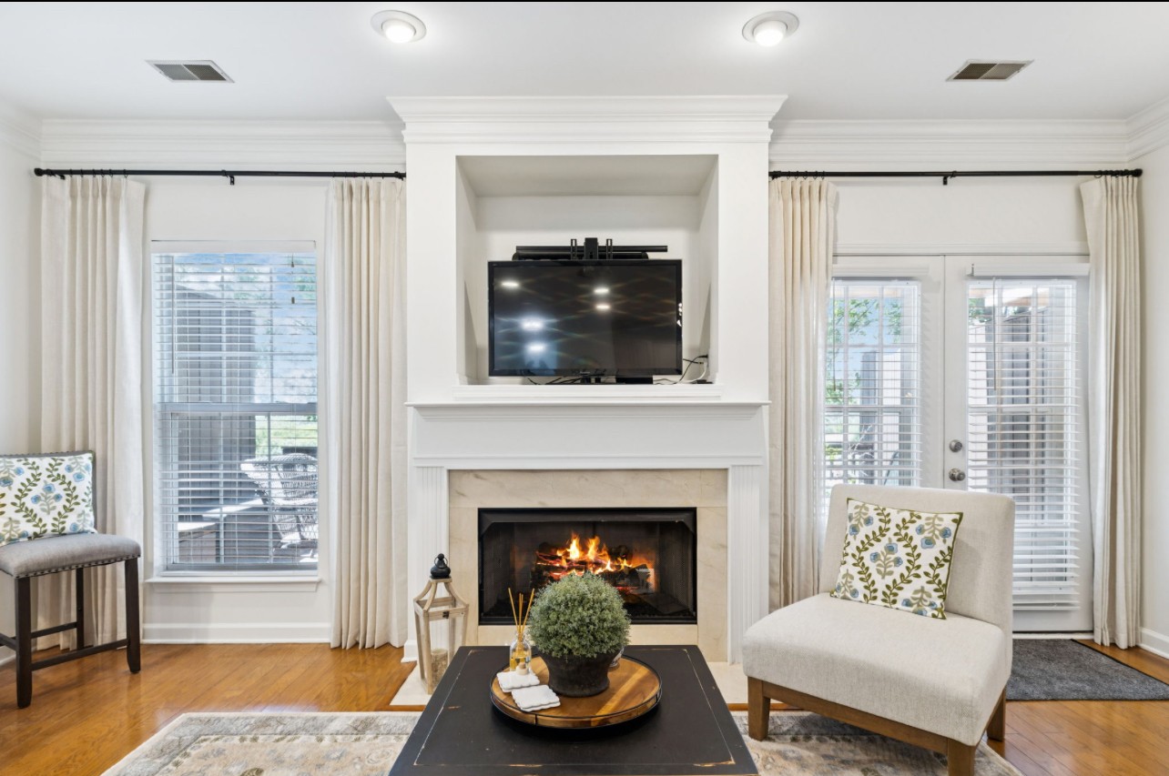 1815 Brentwood Pointe