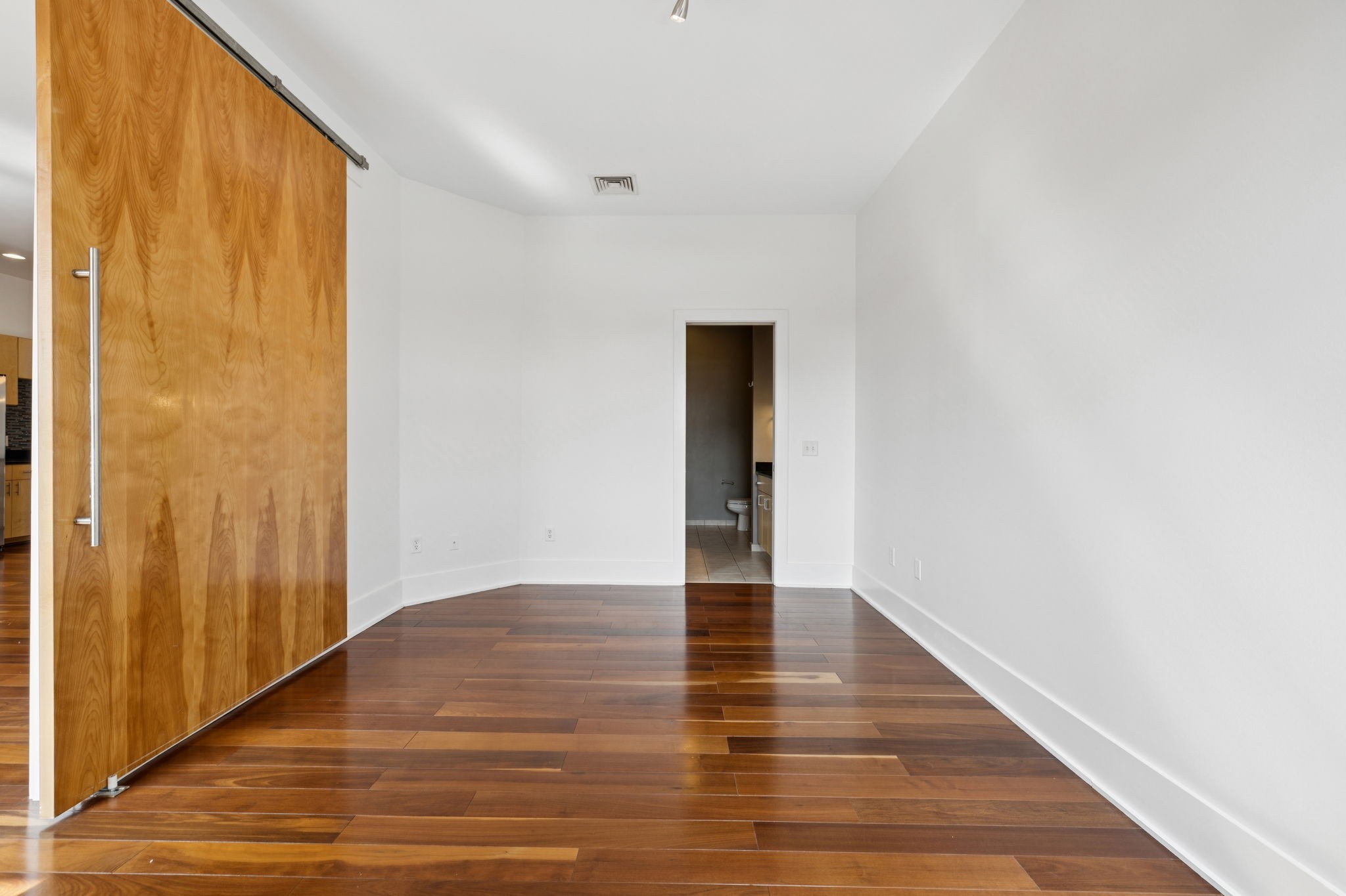 2201 8th Ave, S Unit: 306