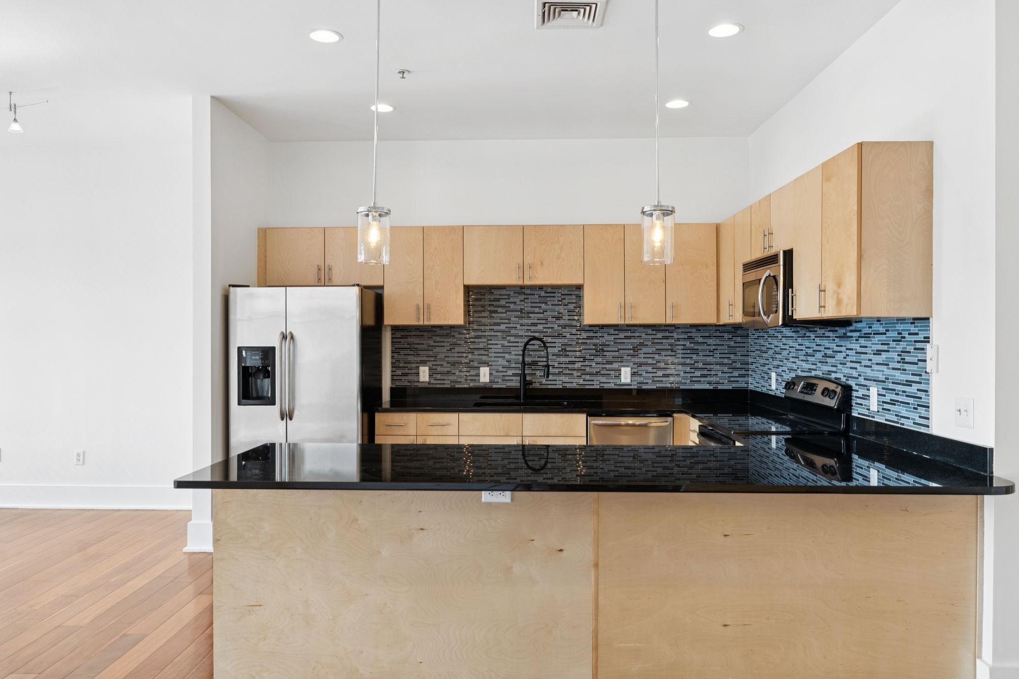 2201 8th Ave, S Unit: 306