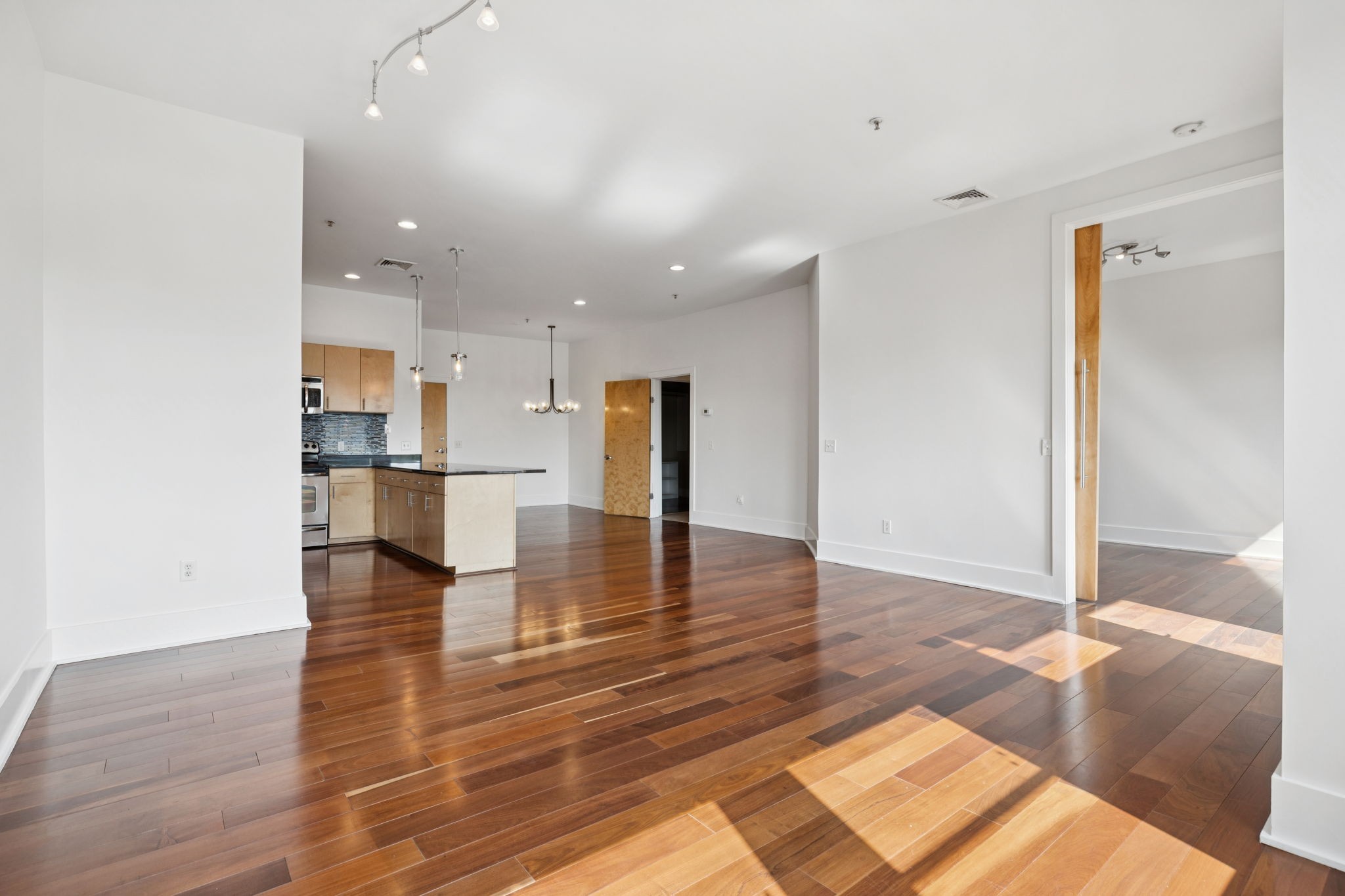 2201 8th Ave, S Unit: 306