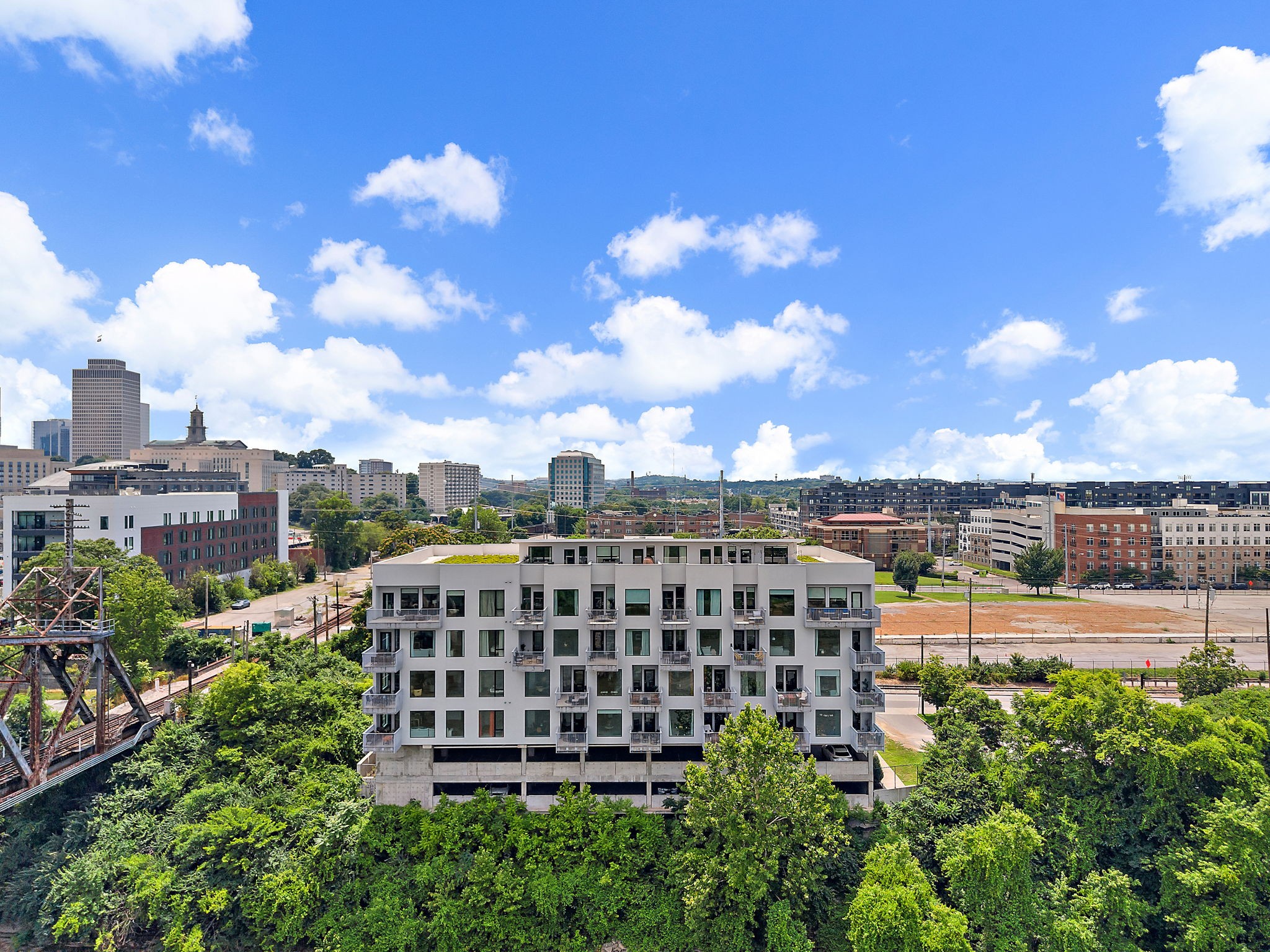700 1st Ave, N Unit: 504