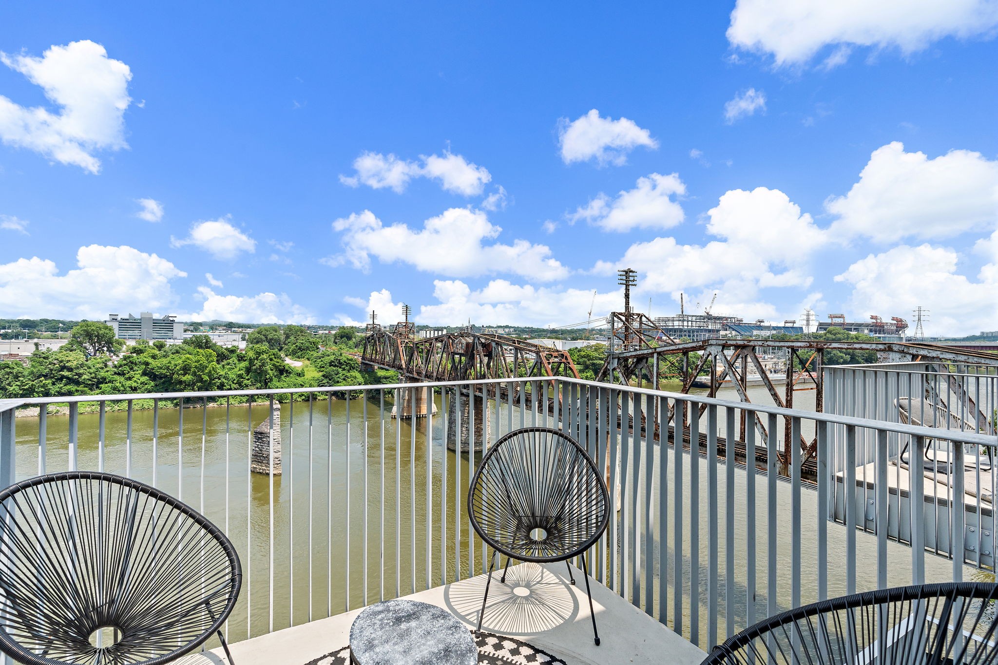 700 1st Ave, N Unit: 504