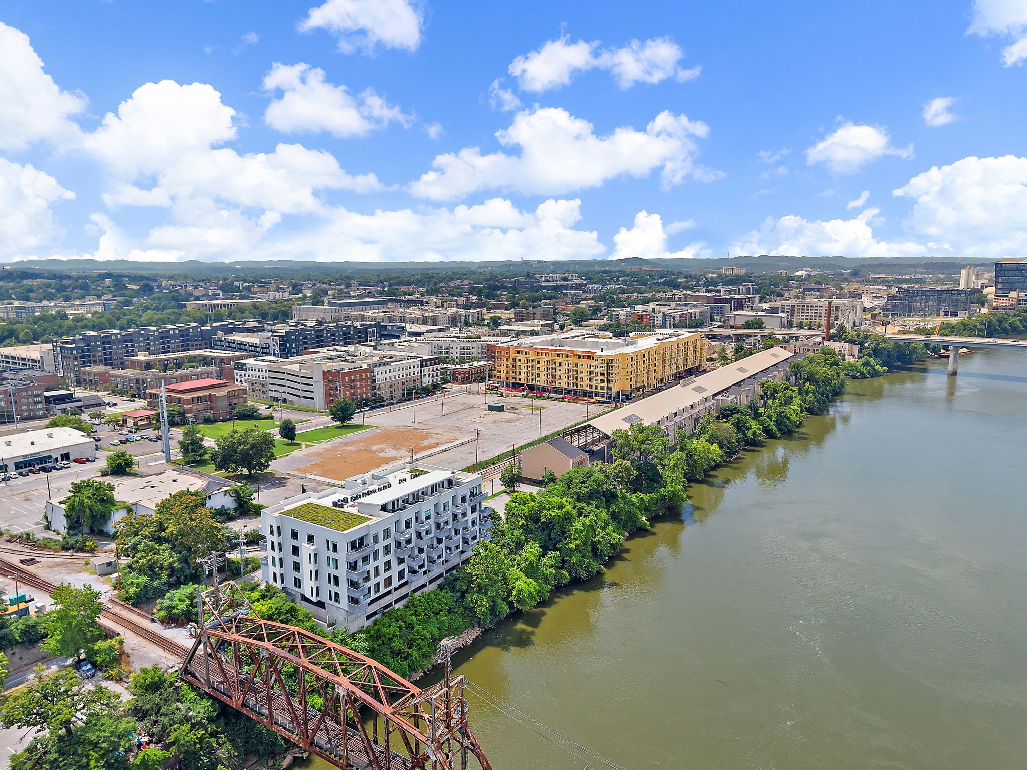 700 1st Ave, N Unit: 504