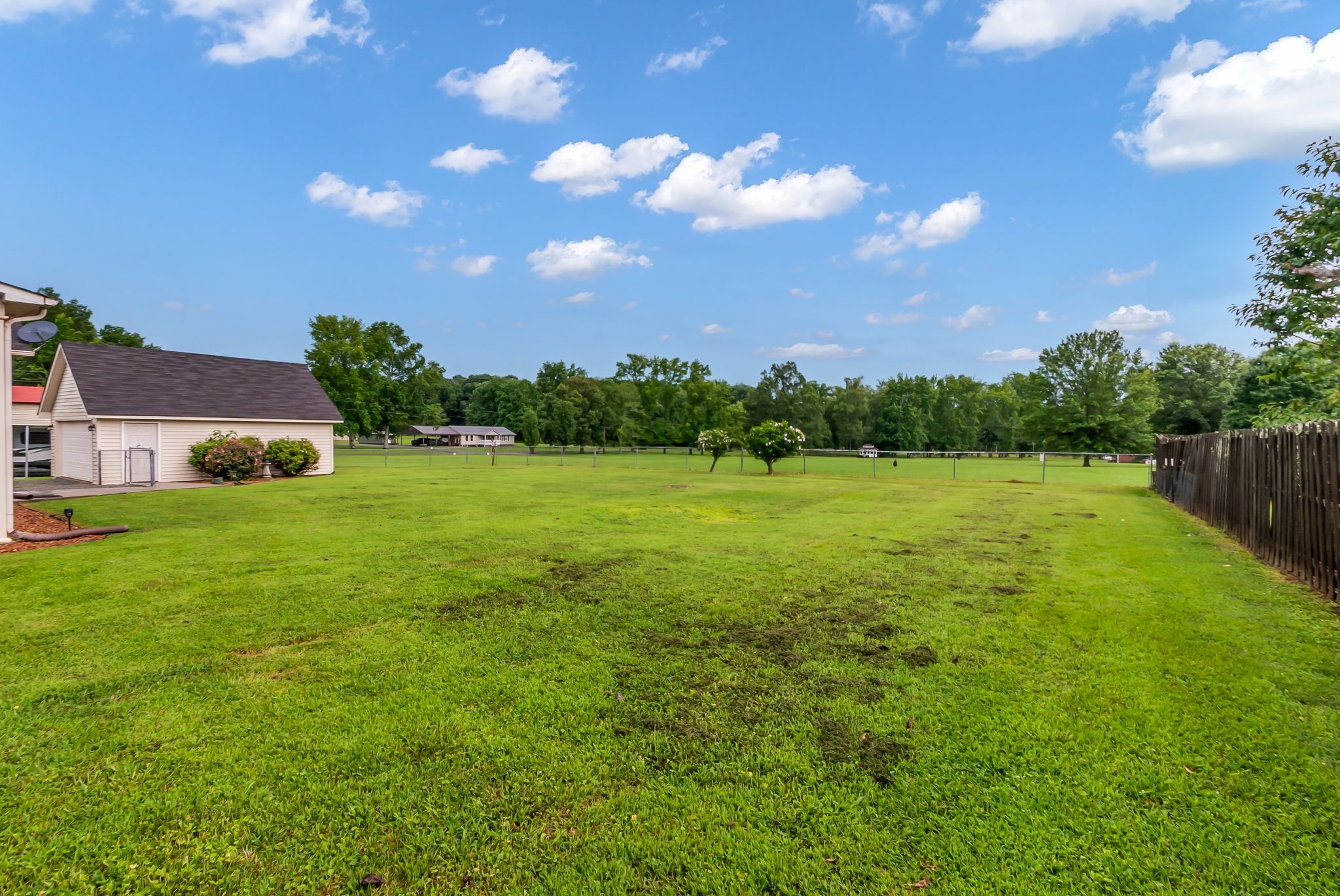 4 Clayton Acres Cir