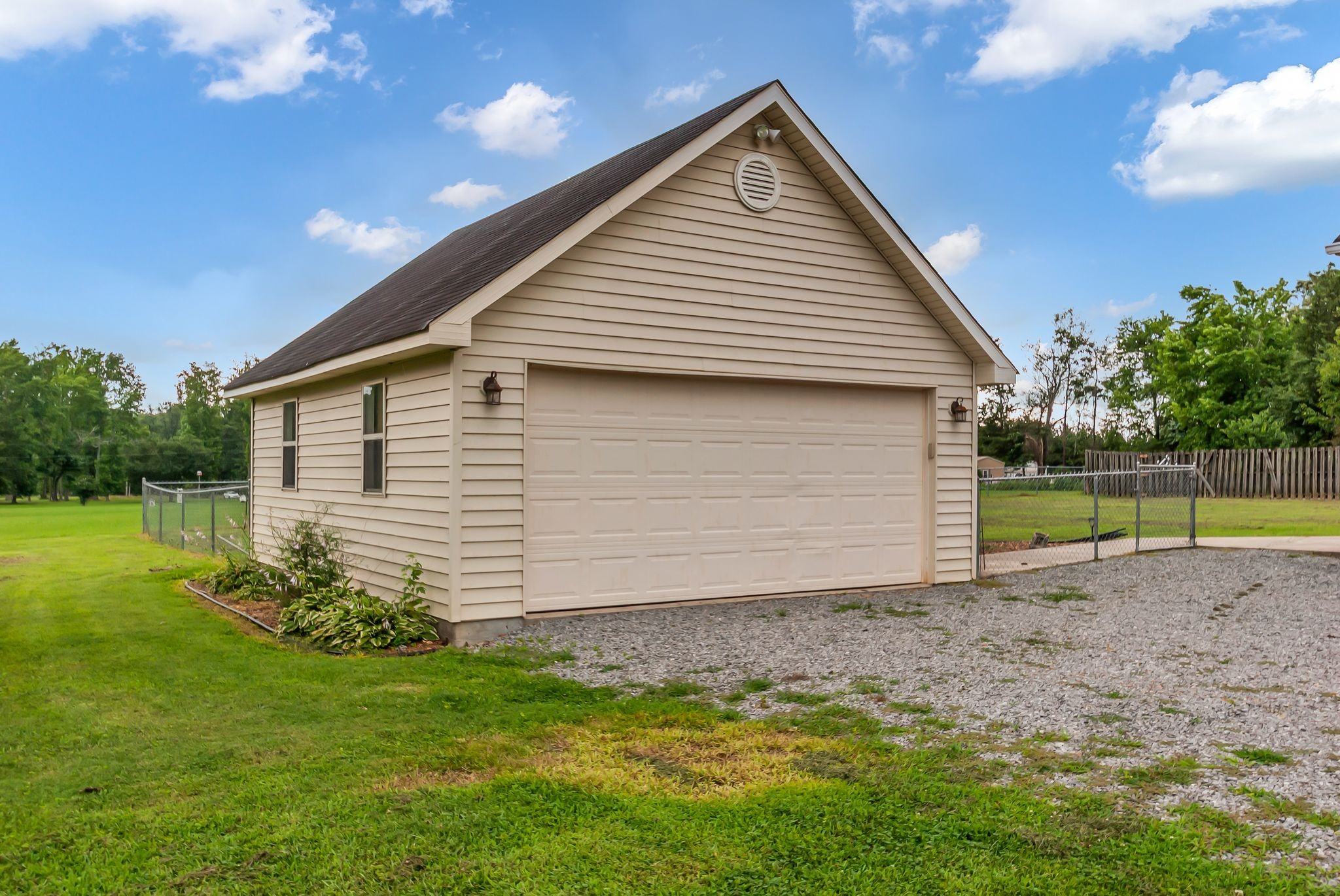 4 Clayton Acres Cir