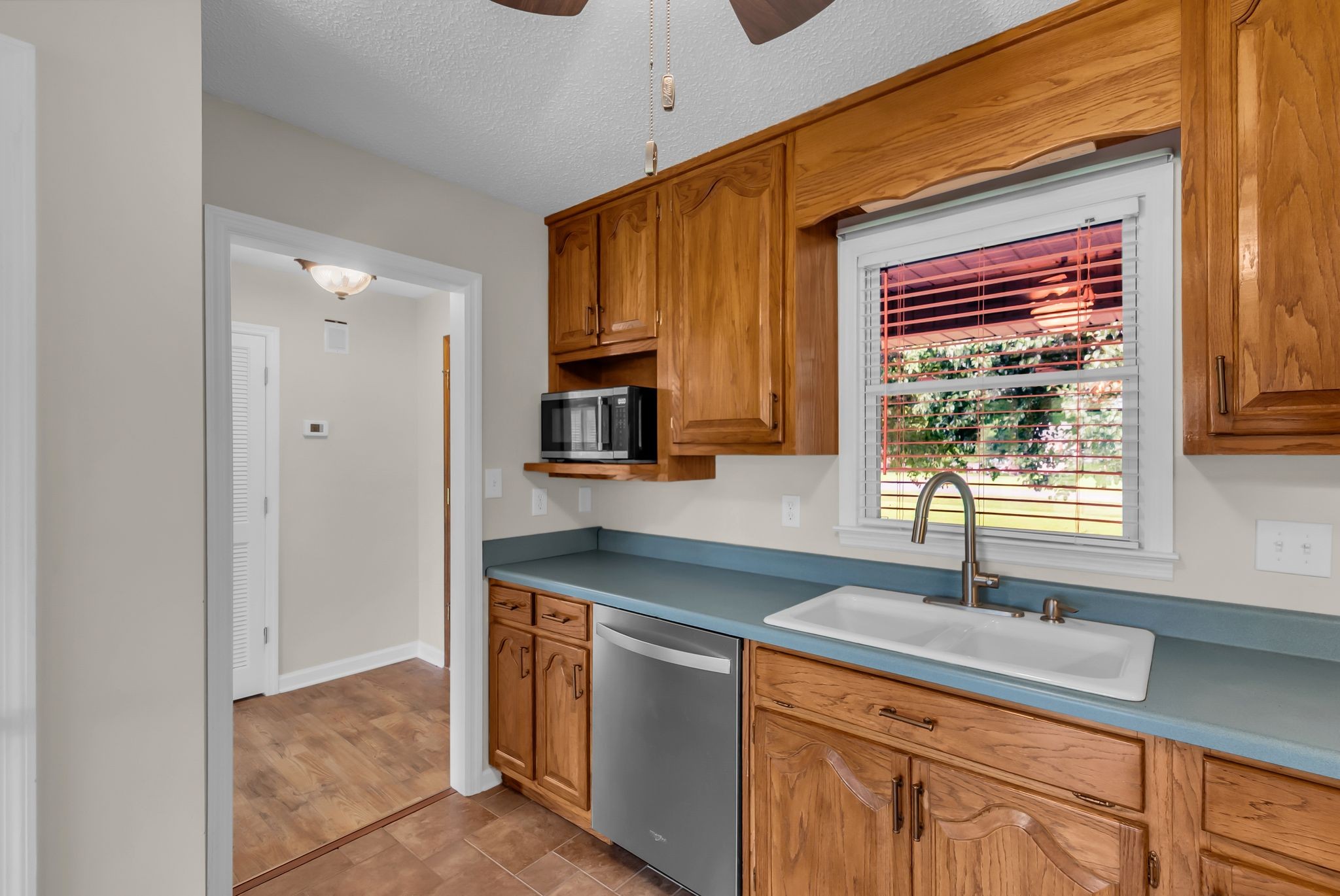 4 Clayton Acres Cir