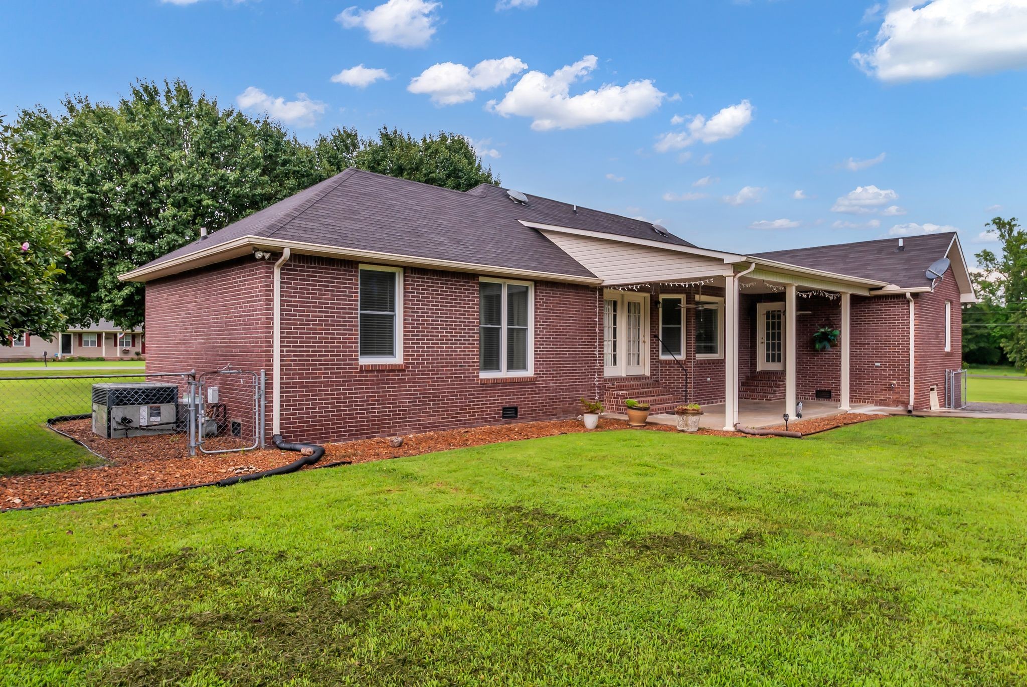 4 Clayton Acres Cir
