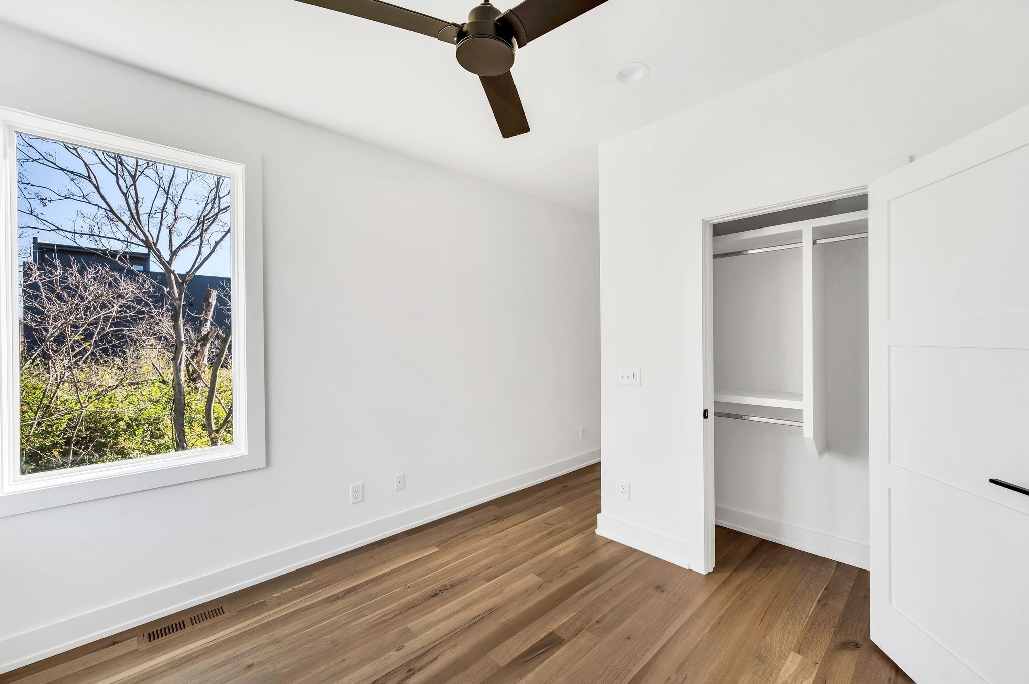 18 Willis St Unit: C