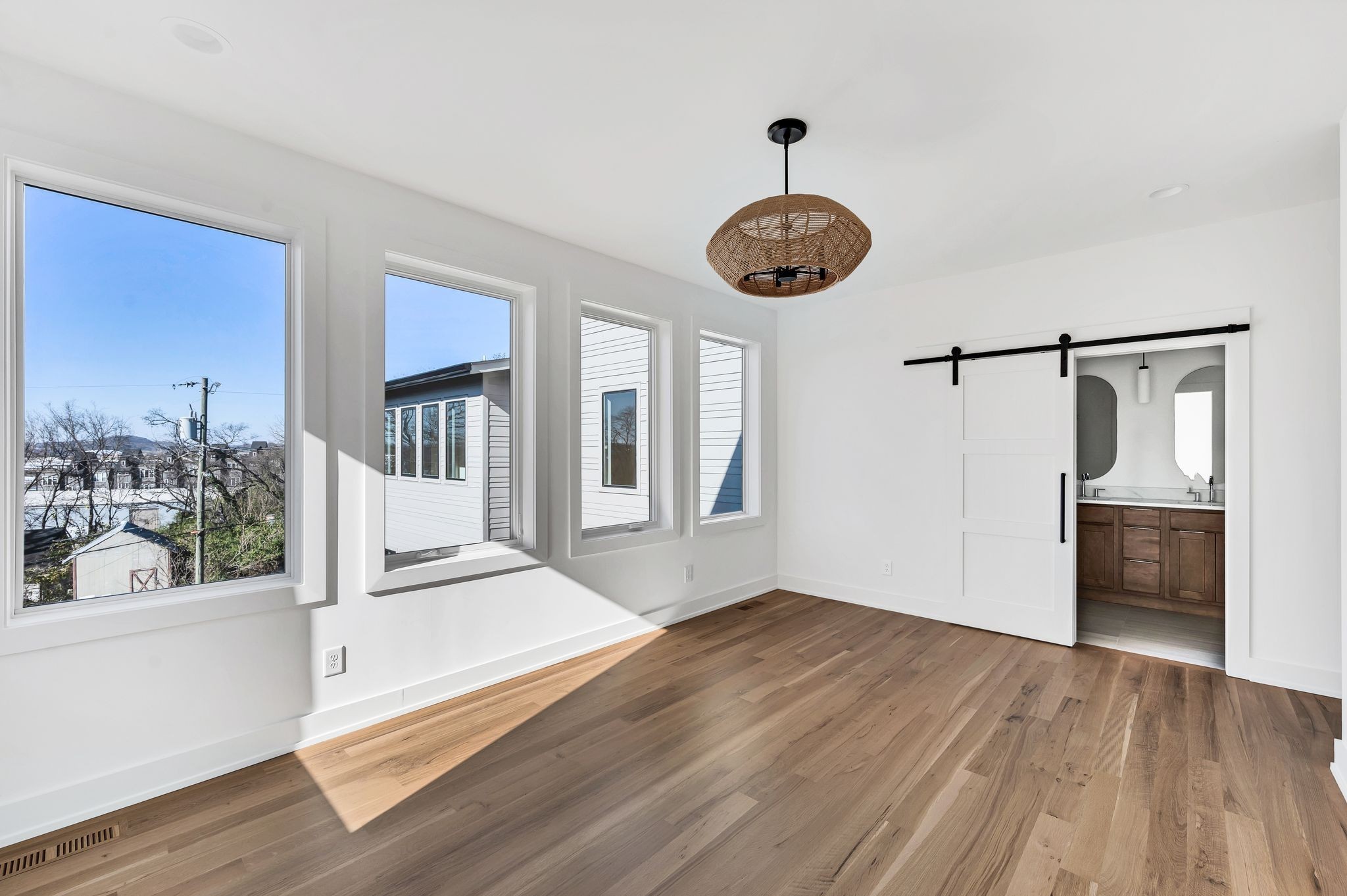 18 Willis St Unit: C