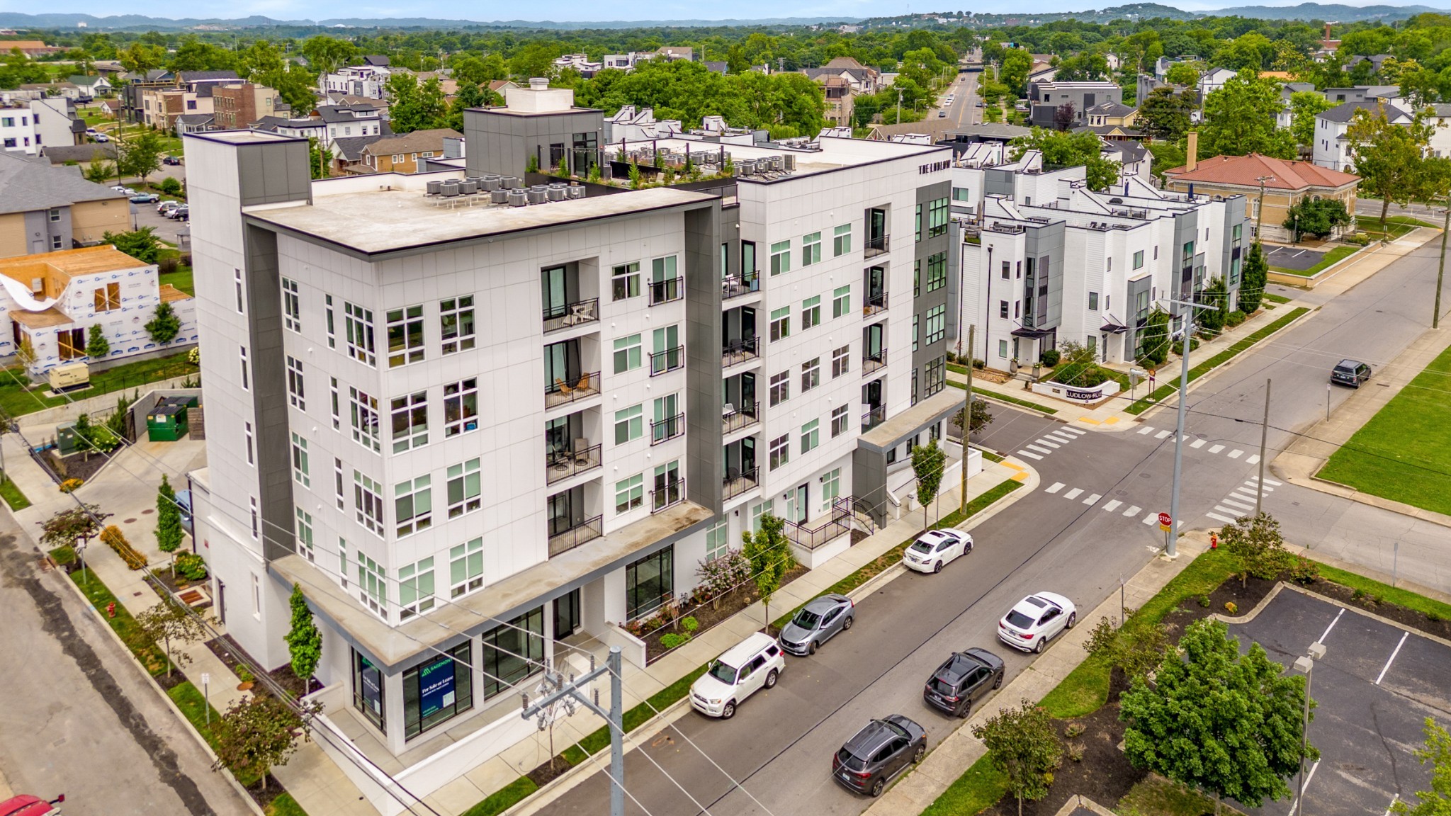 1125 10th Ave, N Unit: 202