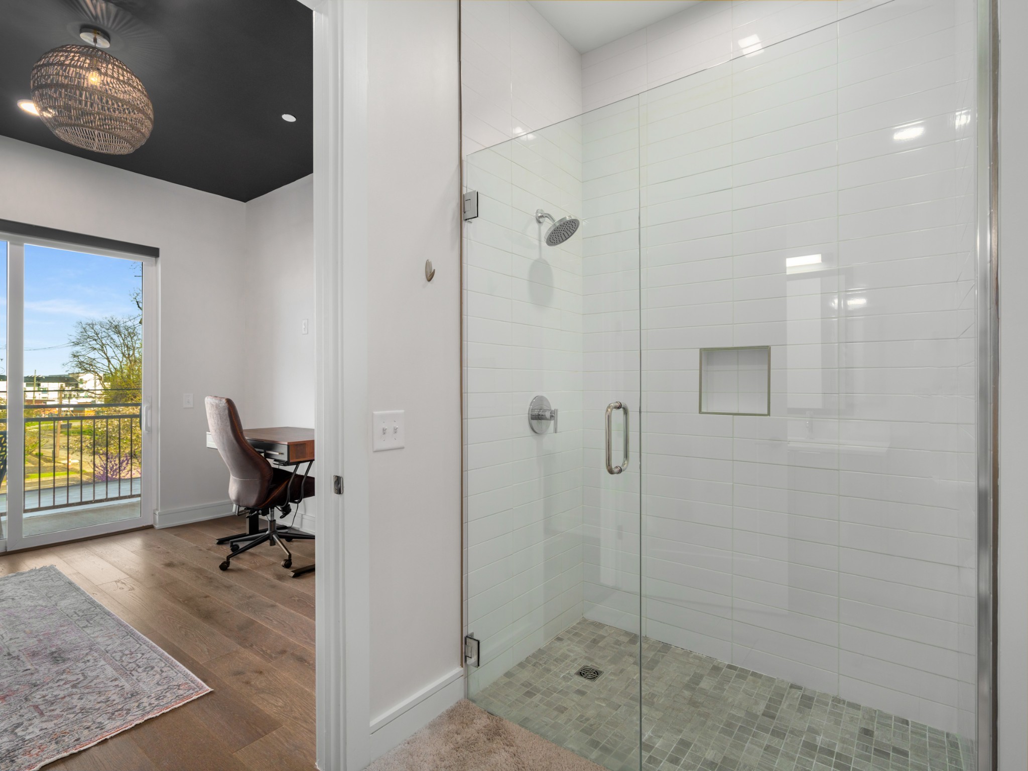 1125 10th Ave, N Unit: 202
