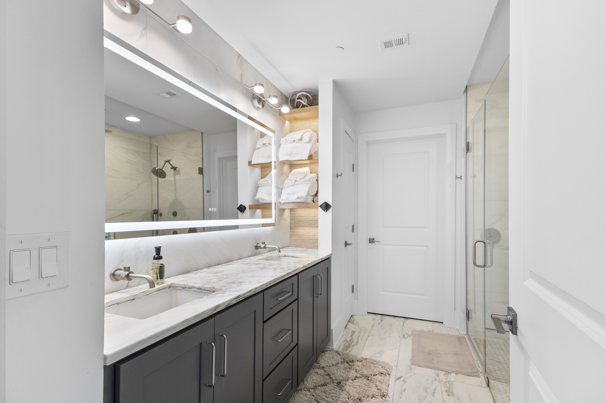 1616 West End Ave Unit: 3001