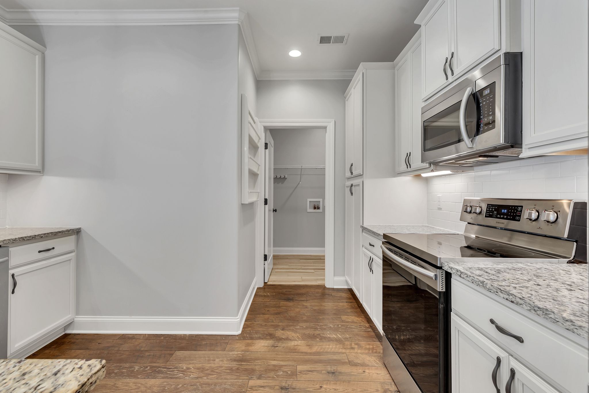 3508 Pershing Dr