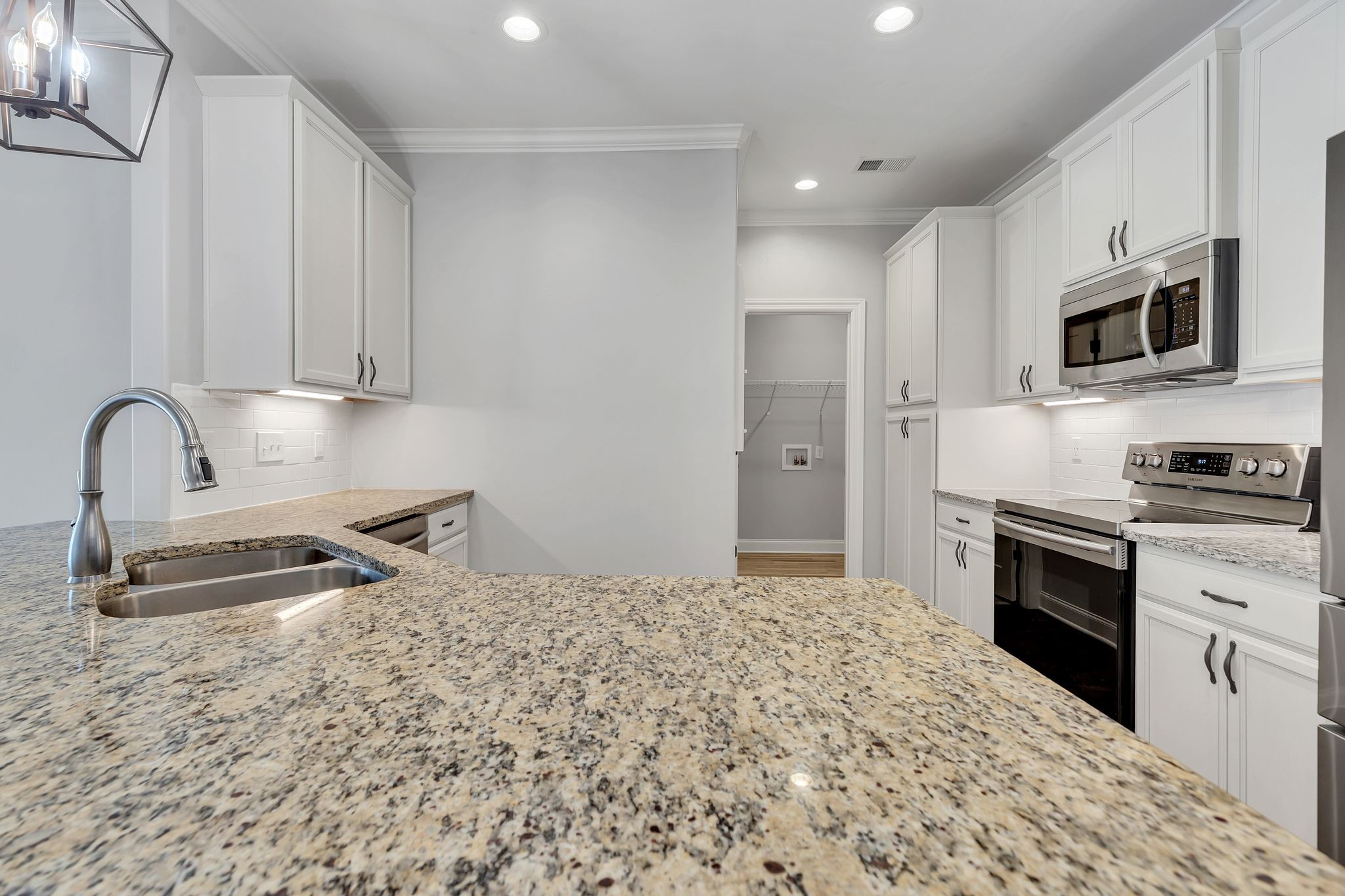 3508 Pershing Dr