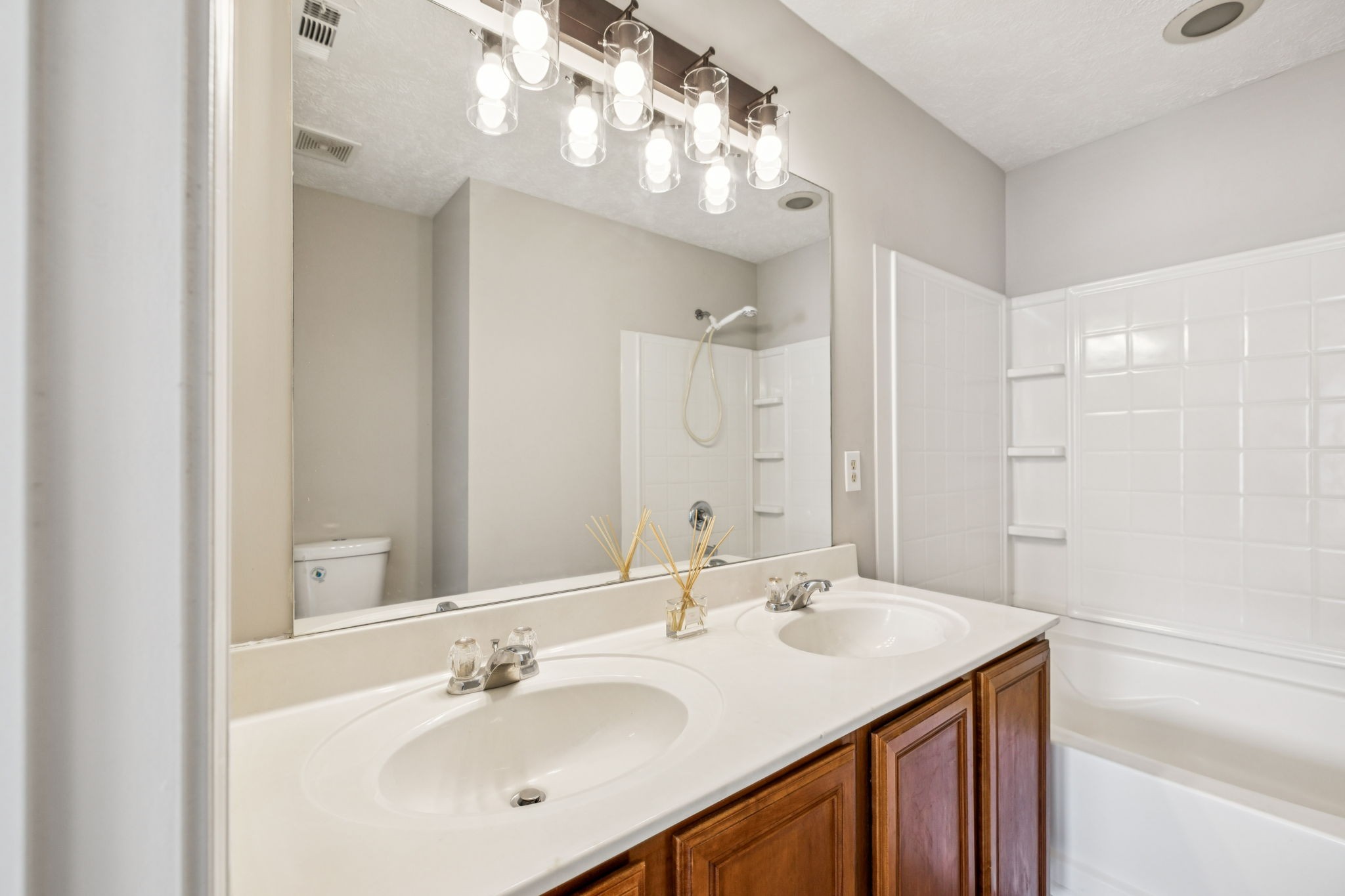 5428 Cedar Ash Xing