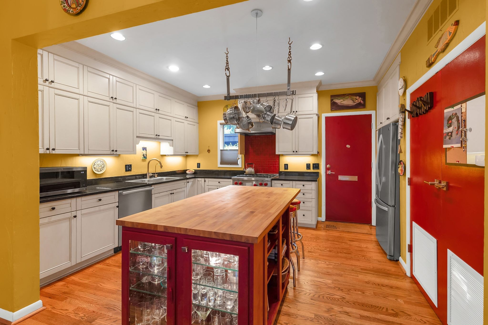 618 Timber Ln