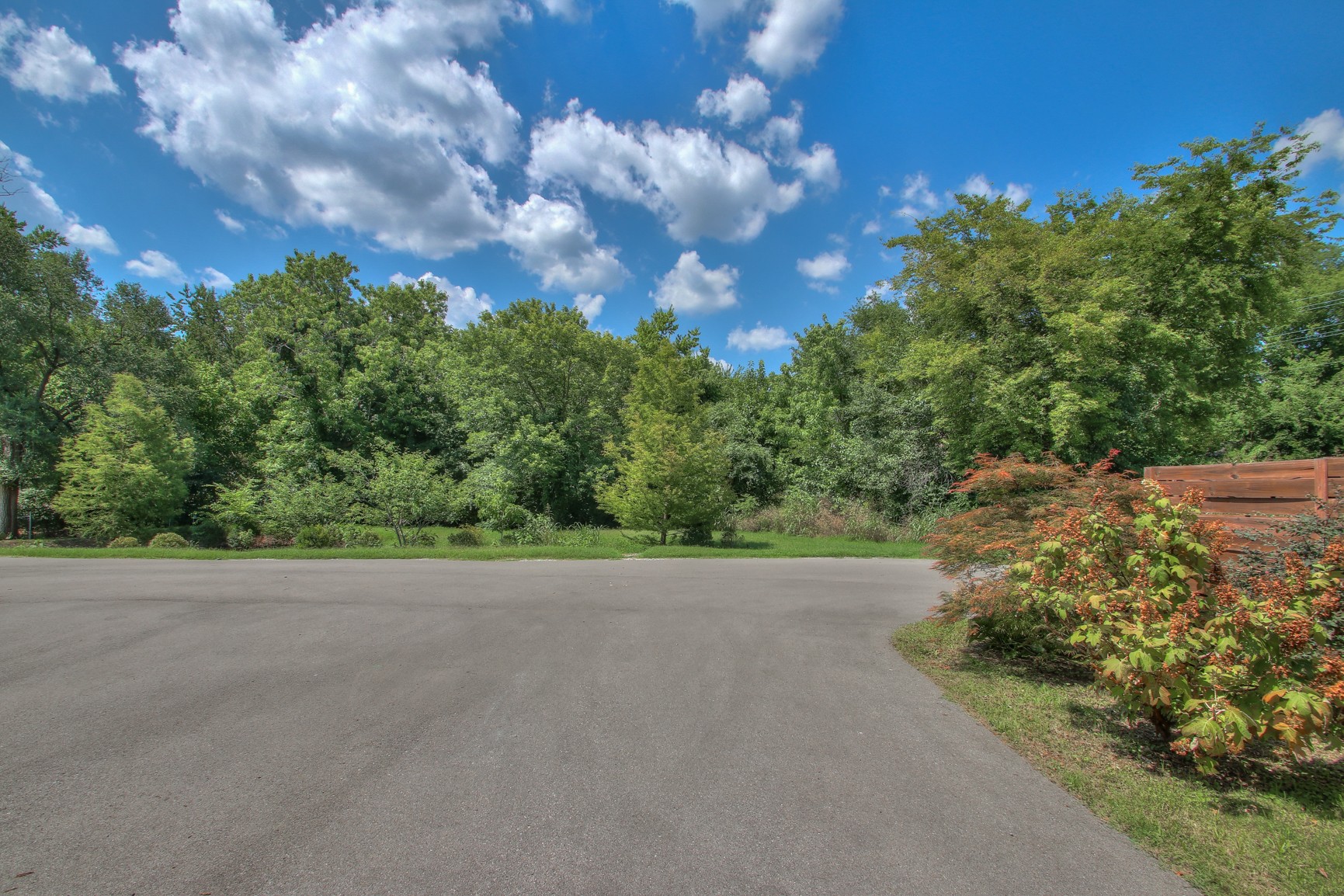 1617 Straightway Ave