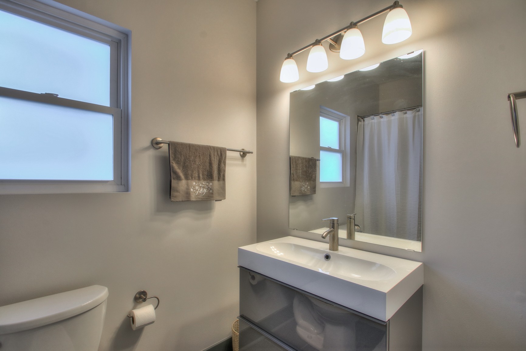 1617 Straightway Ave