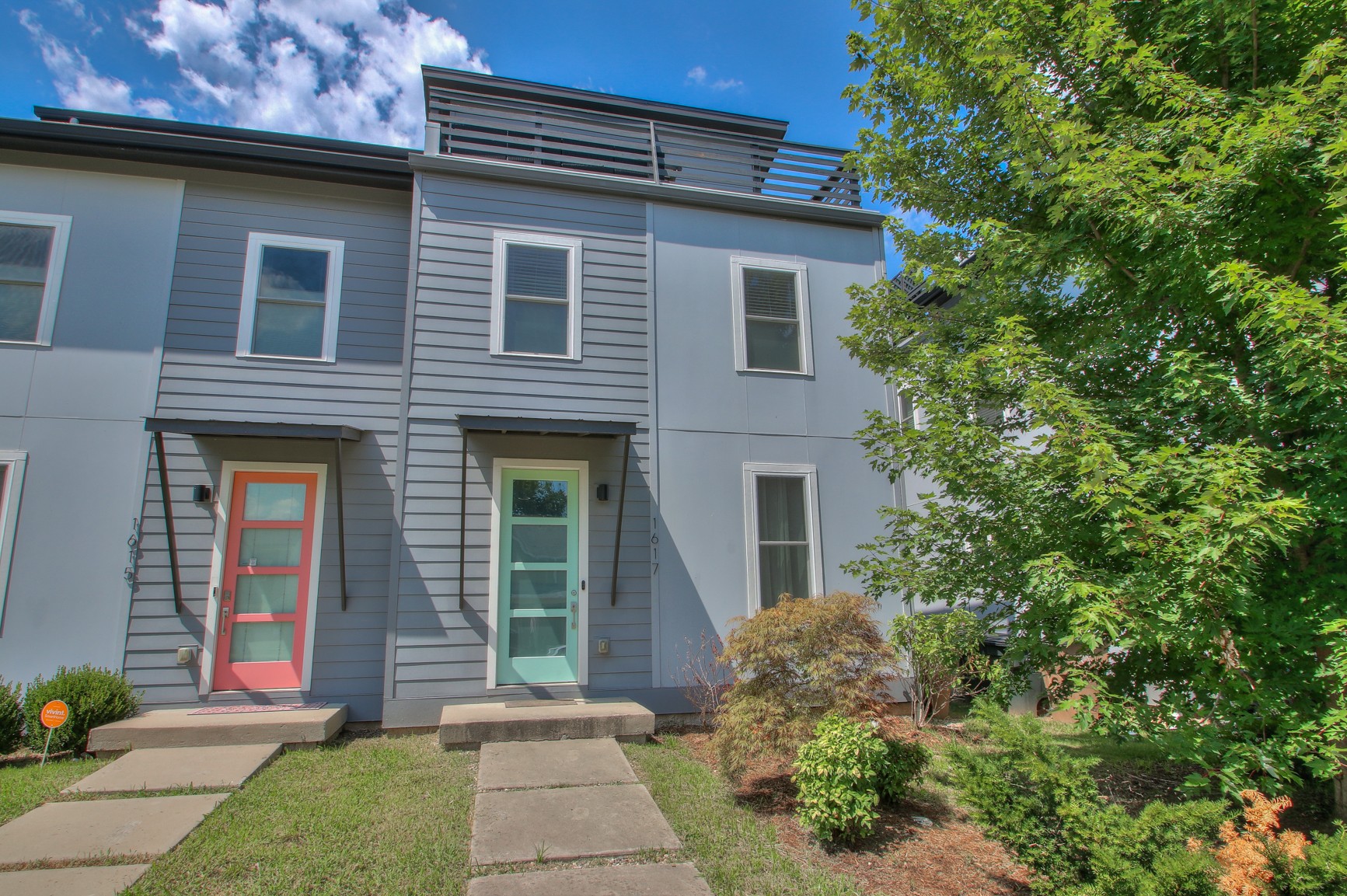 1617 Straightway Ave