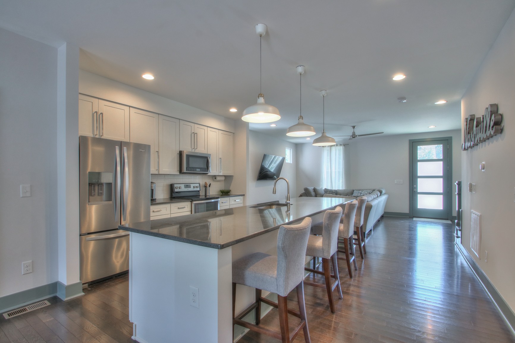 1617 Straightway Ave