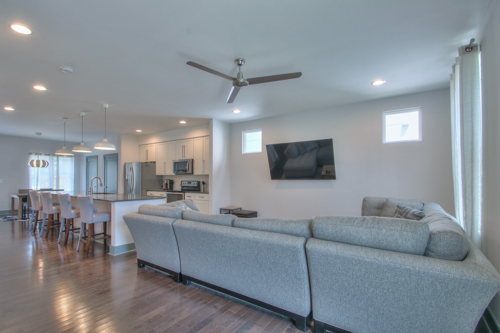 1617 Straightway Ave