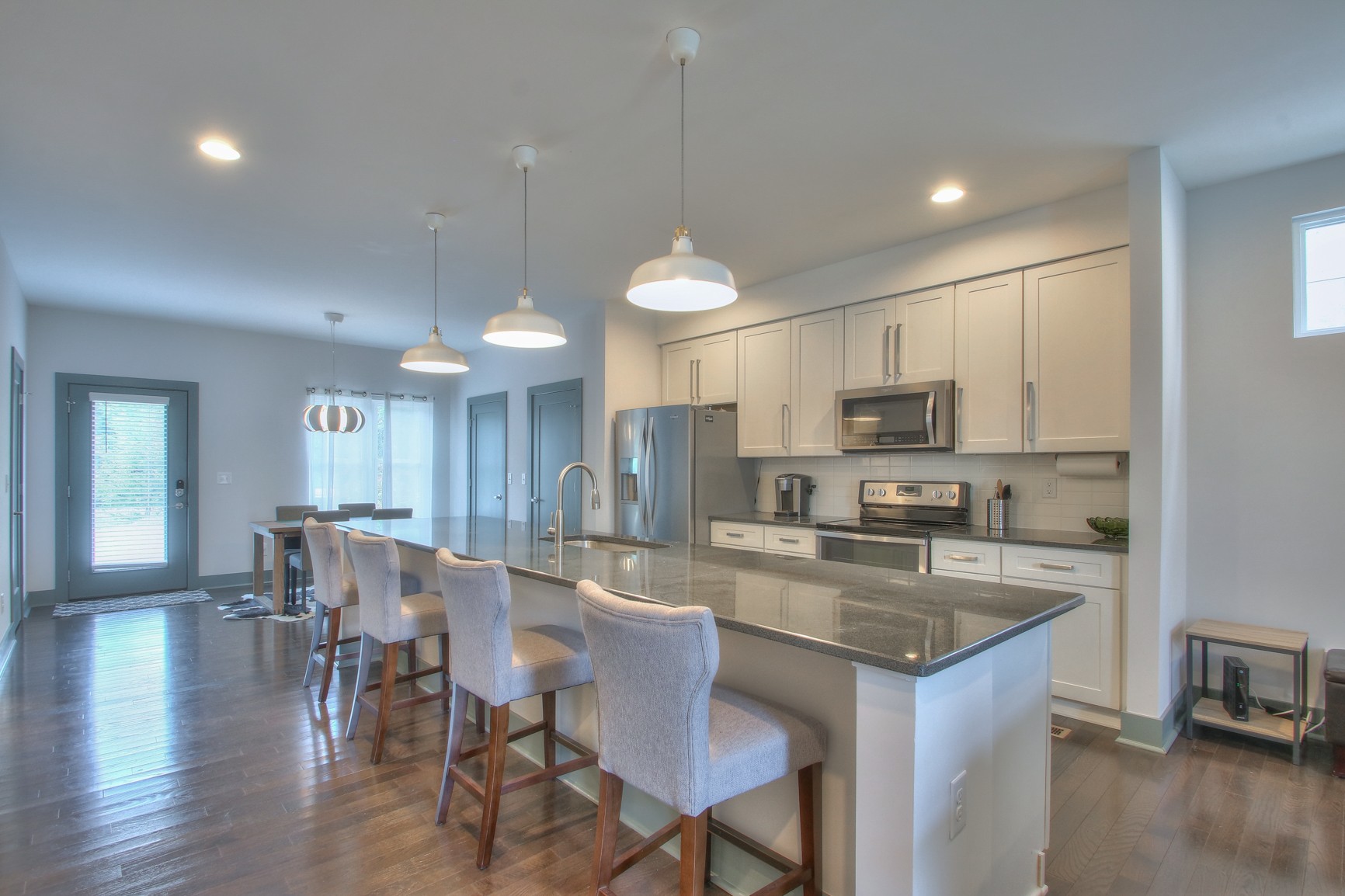 1617 Straightway Ave