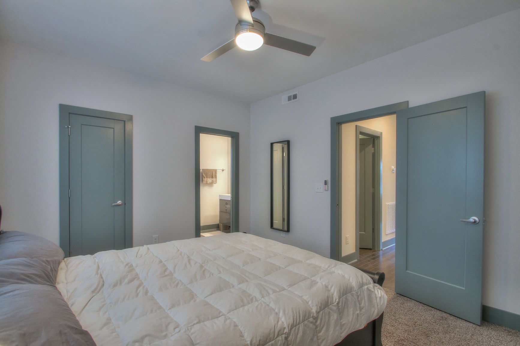 1617 Straightway Ave