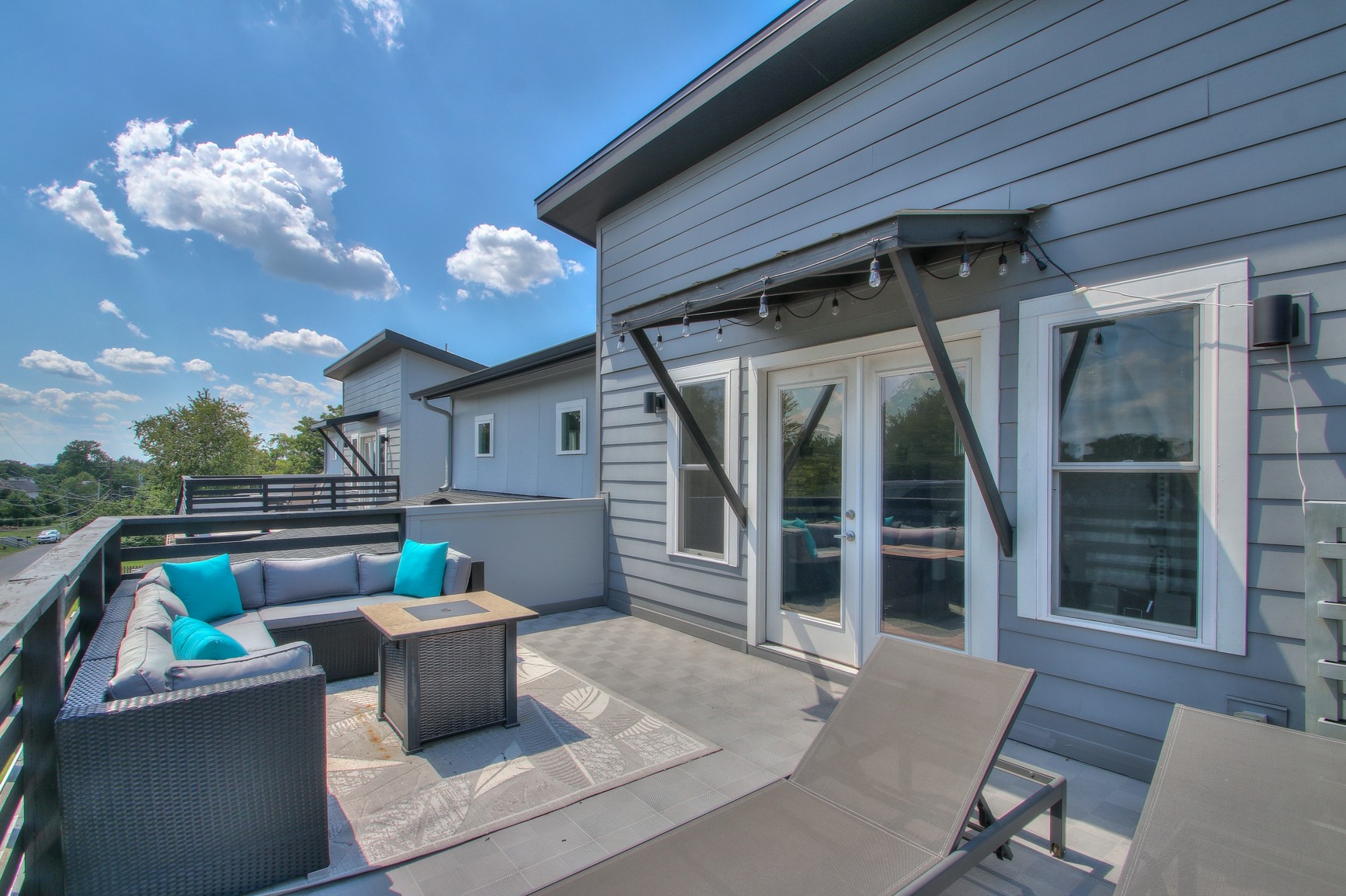 1617 Straightway Ave