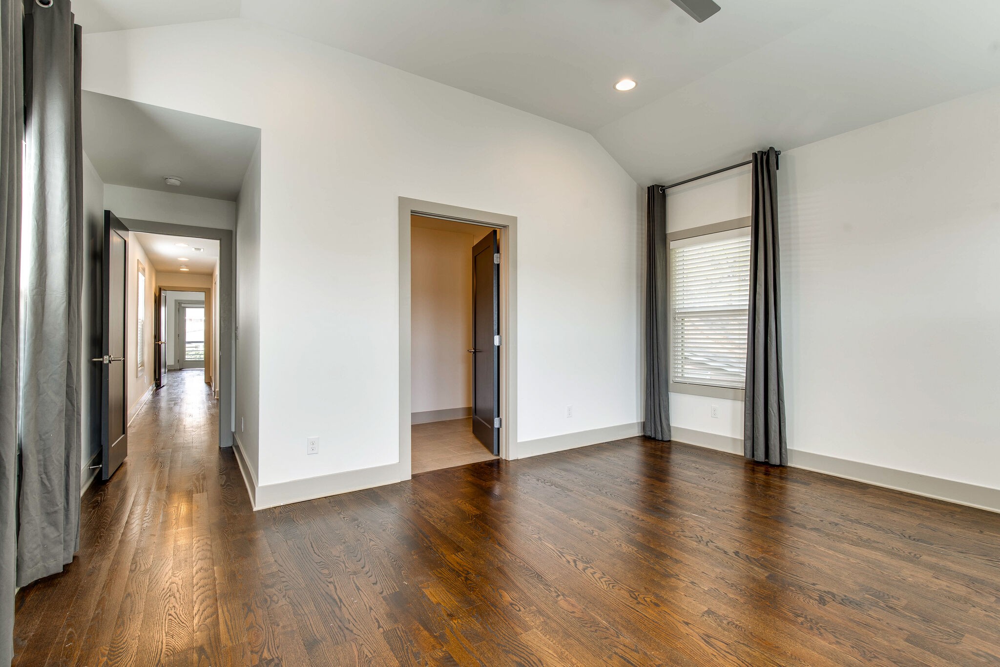 336 Vivelle Ave