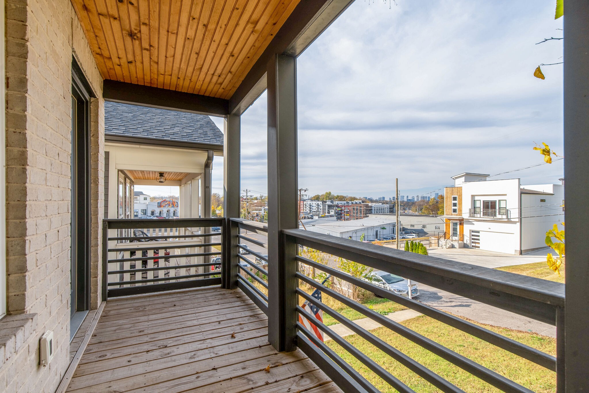 336 Vivelle Ave