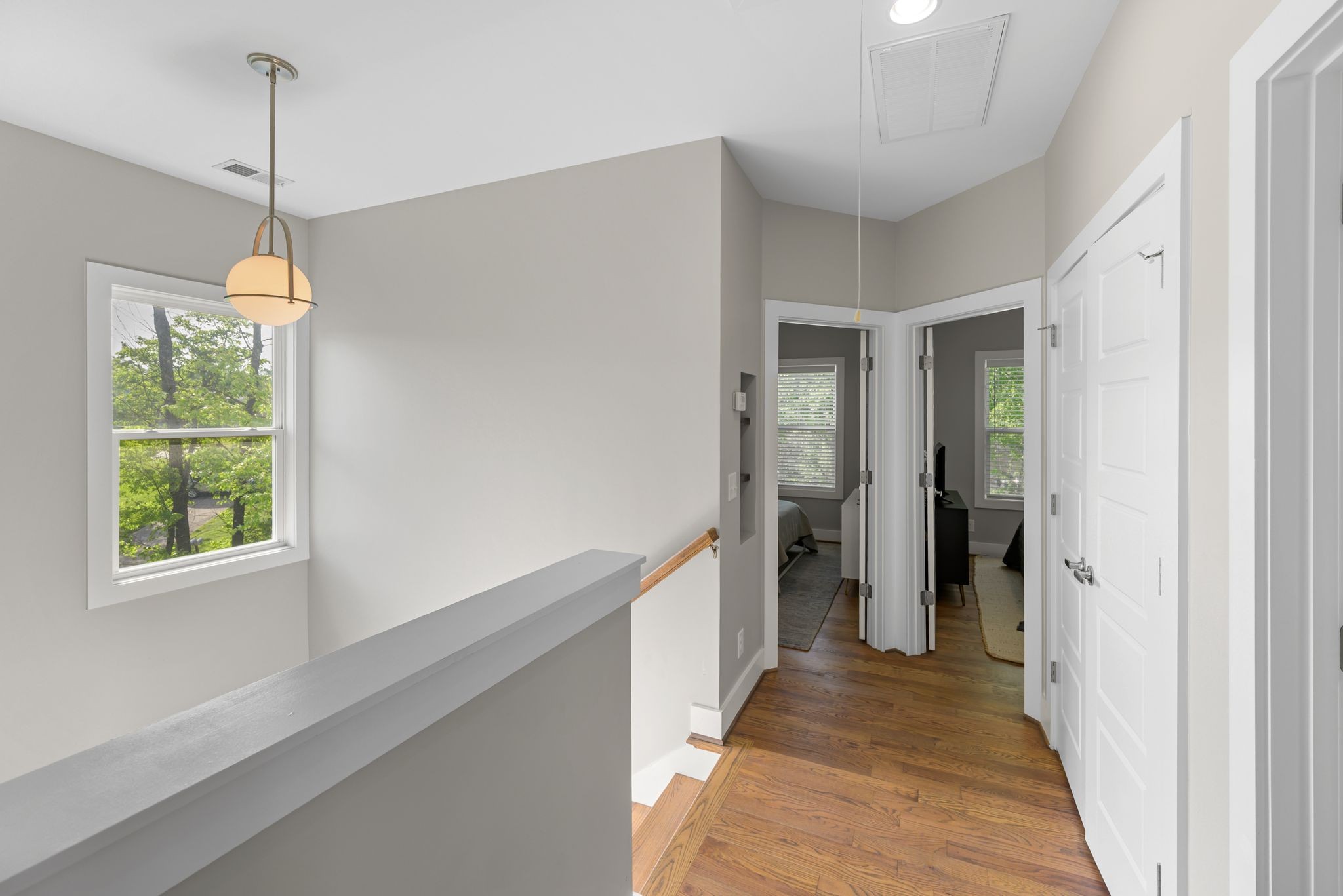 2676 Hartford Dr