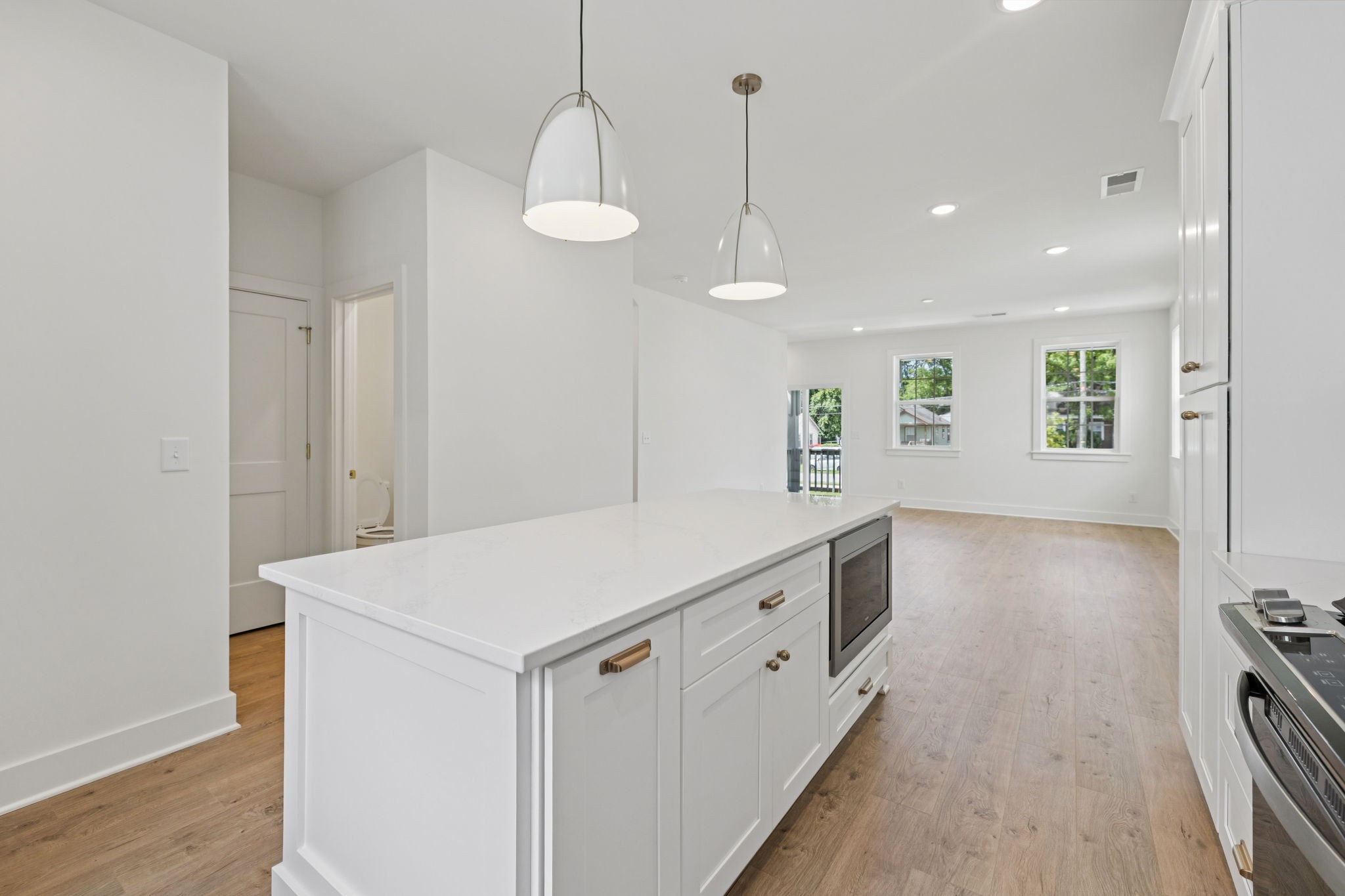 504 Edwin St Unit: 7