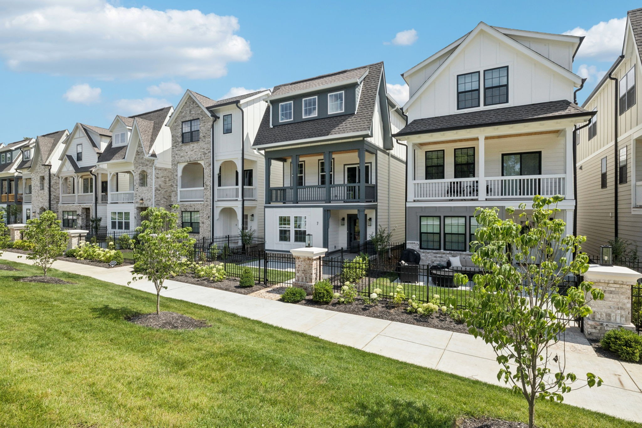 504 Edwin St Unit: 7