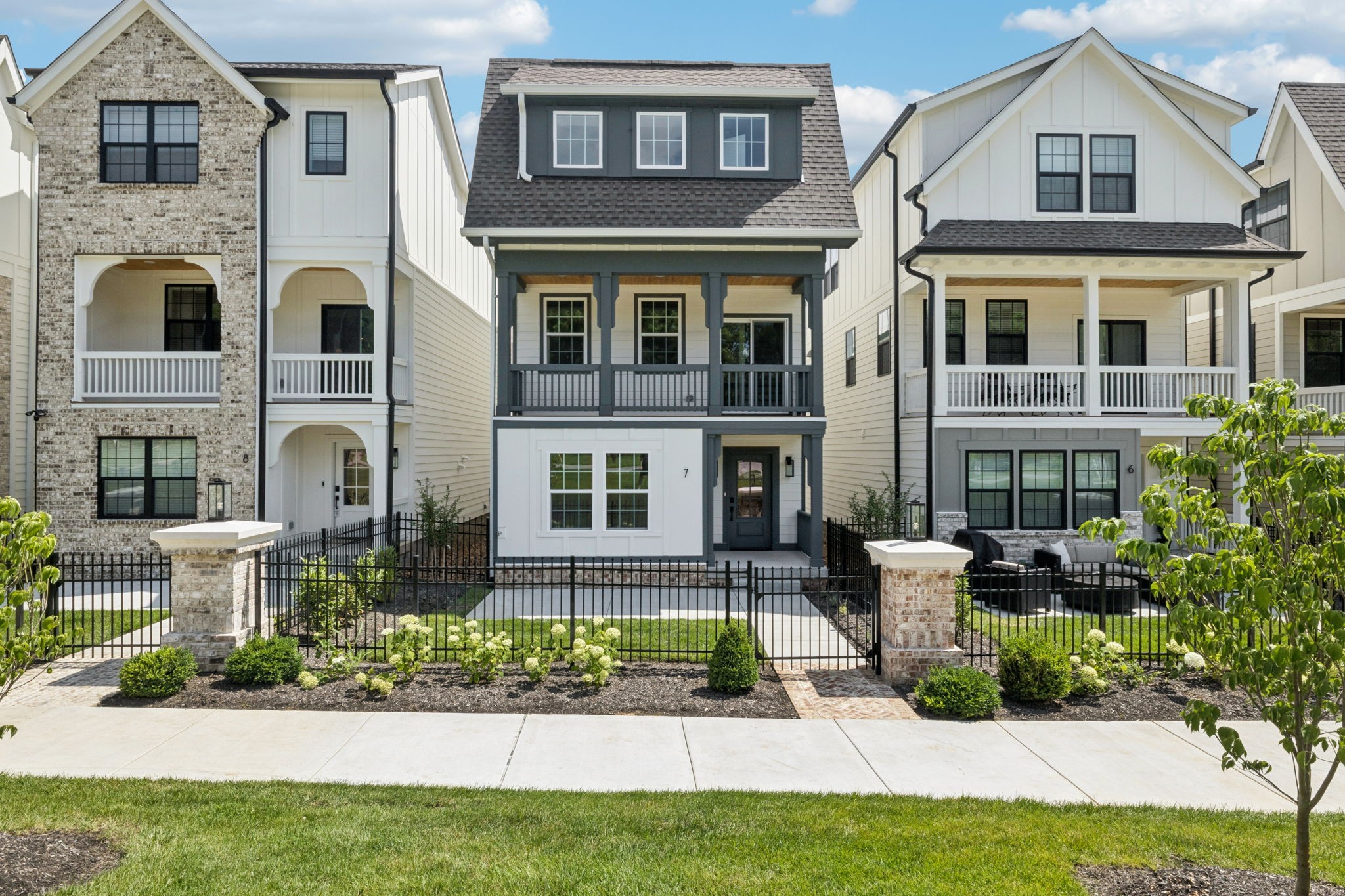 504 Edwin St Unit: 7