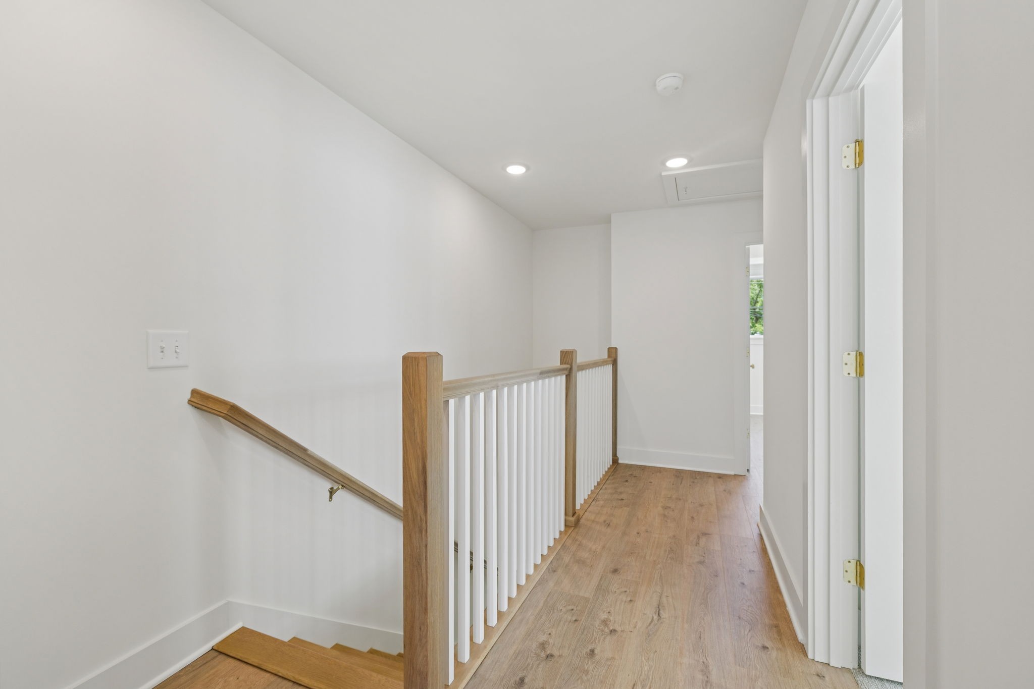 504 Edwin St Unit: 7