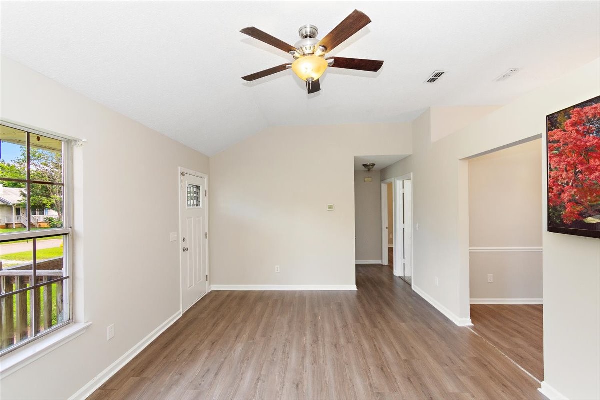 611 Cedar Bend Ln