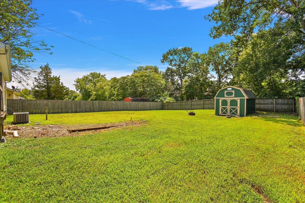 611 Cedar Bend Ln