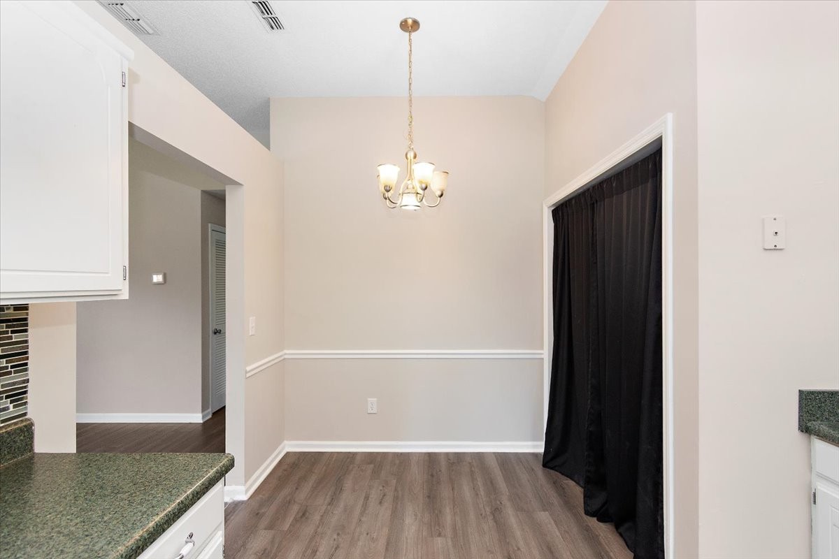 611 Cedar Bend Ln