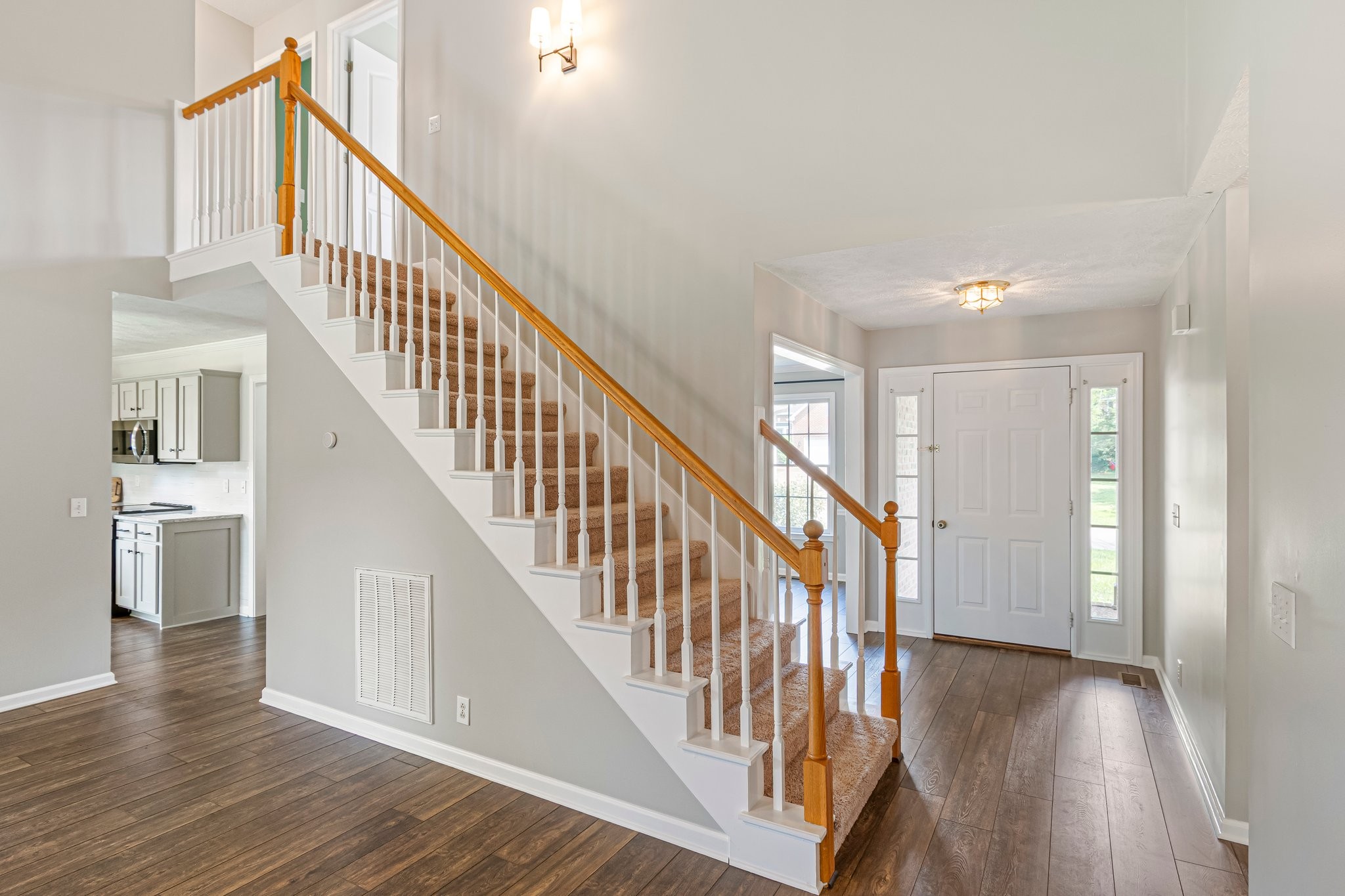 2415 Franklin Ln