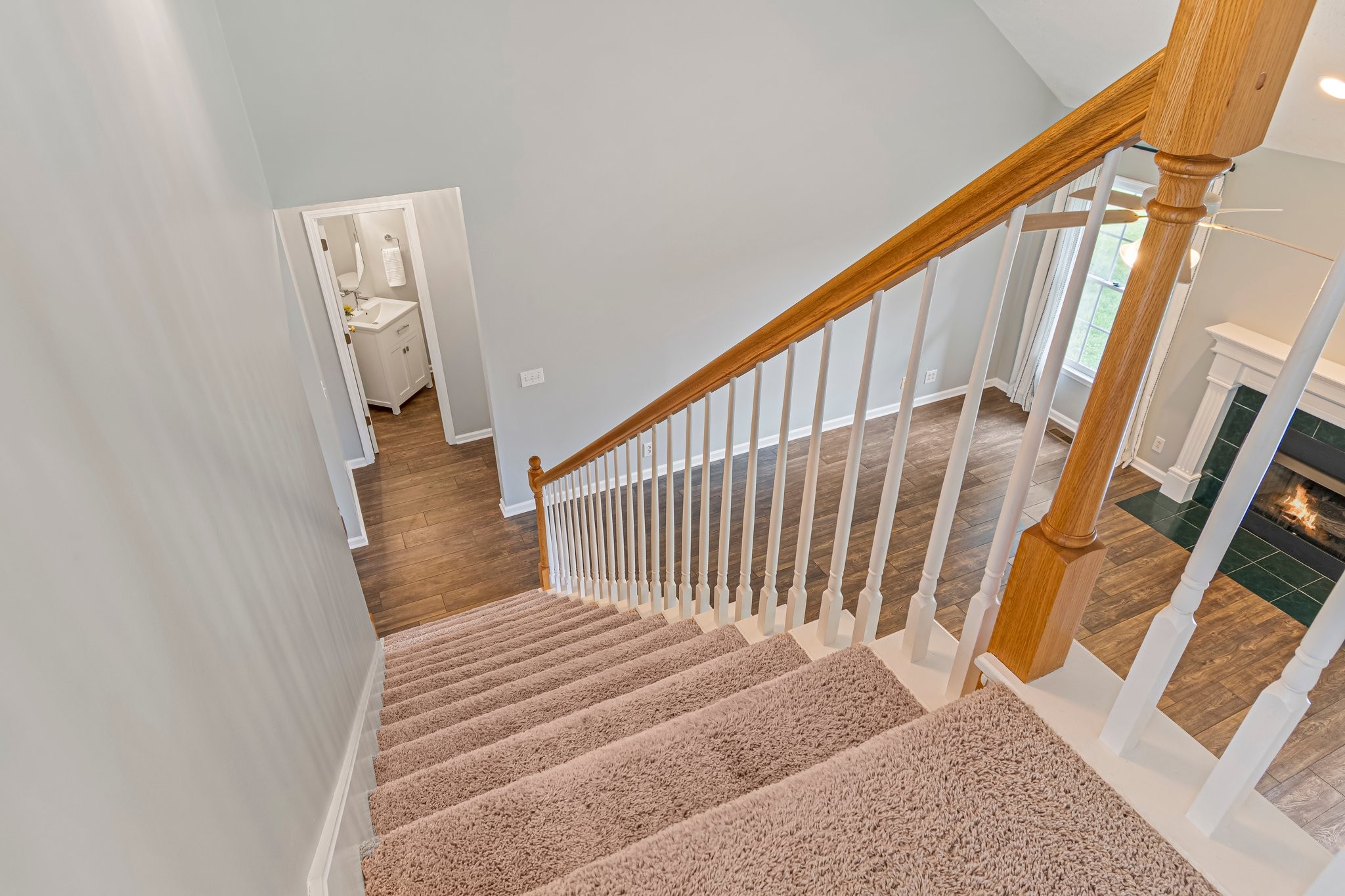 2415 Franklin Ln